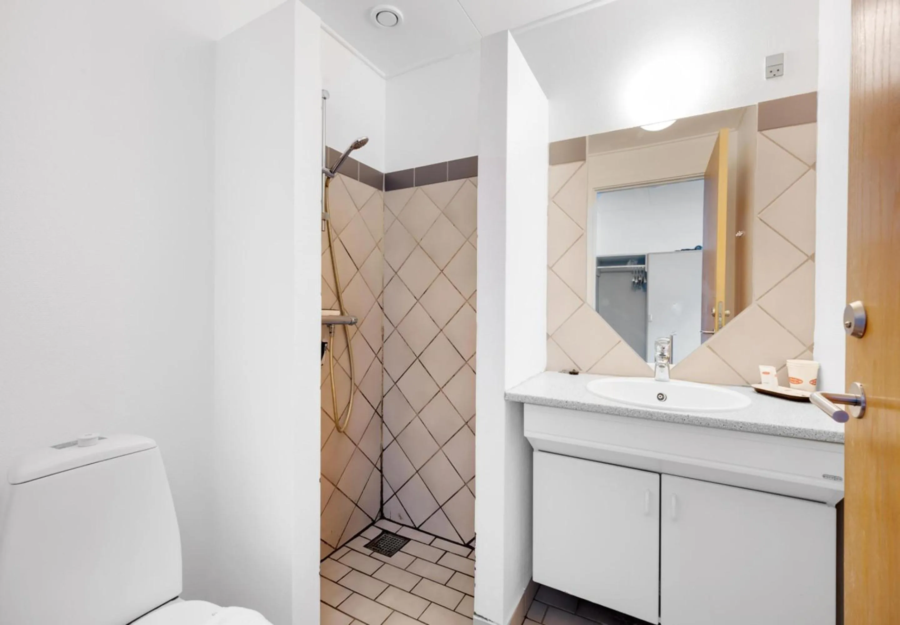 Shower in Hotel Vissenbjerg Storkro