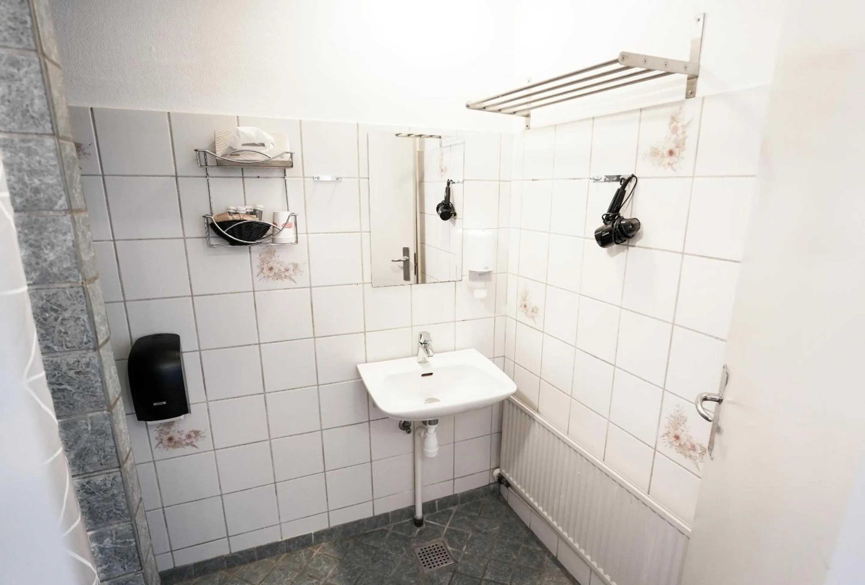 Shower in Hotel Postgaarden