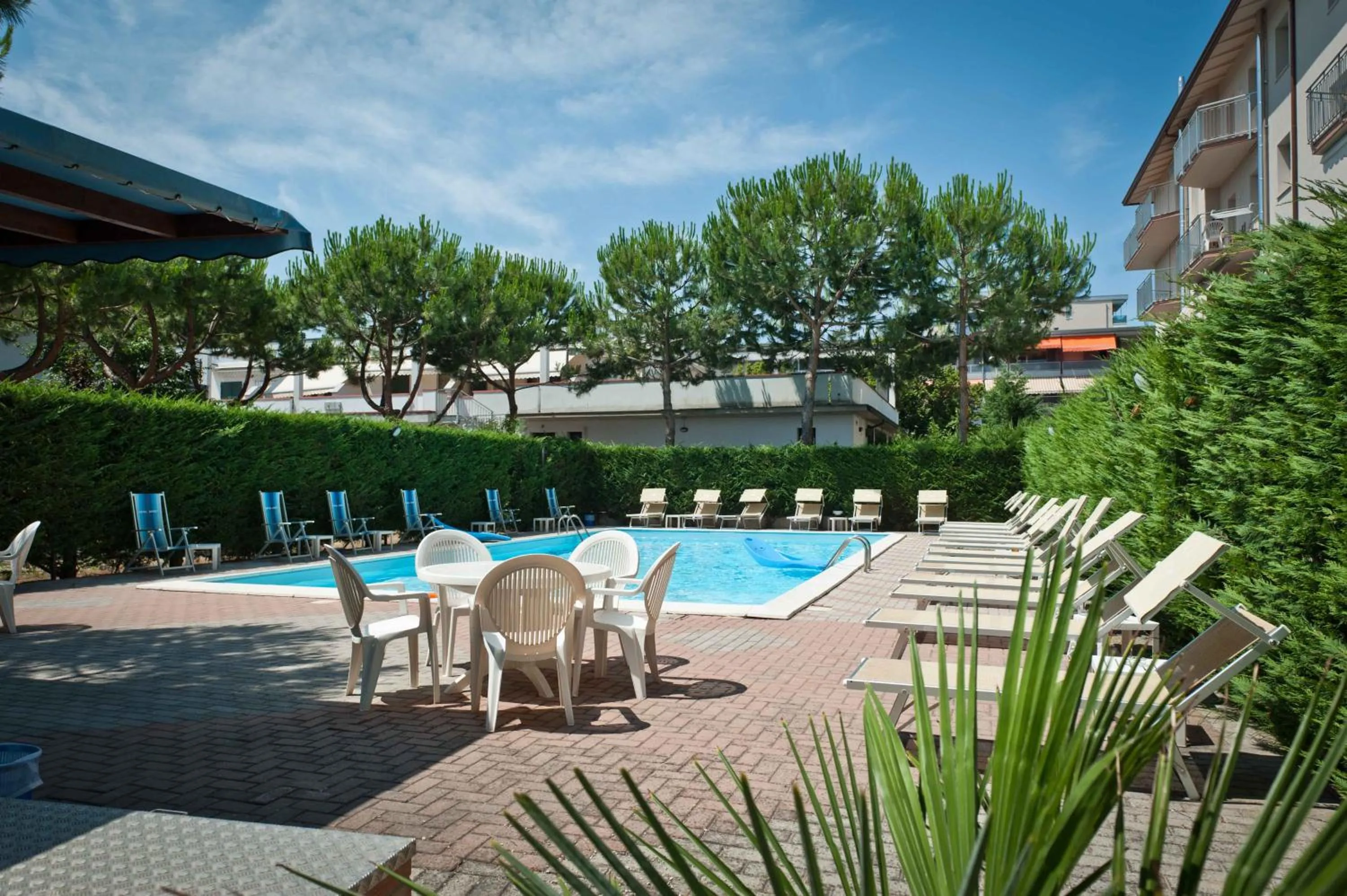 Swimming pool in Hotel Abc