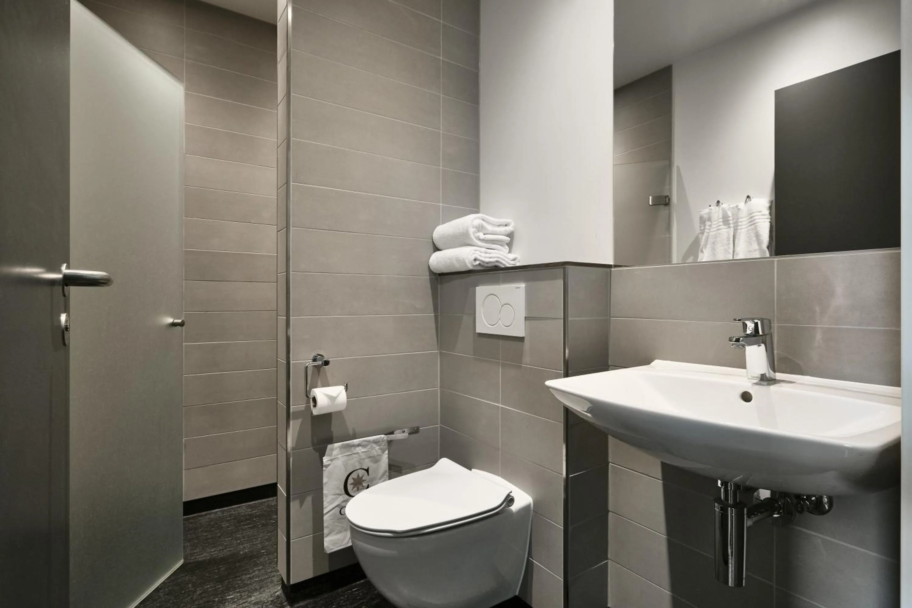 Bathroom in Hotel Garni