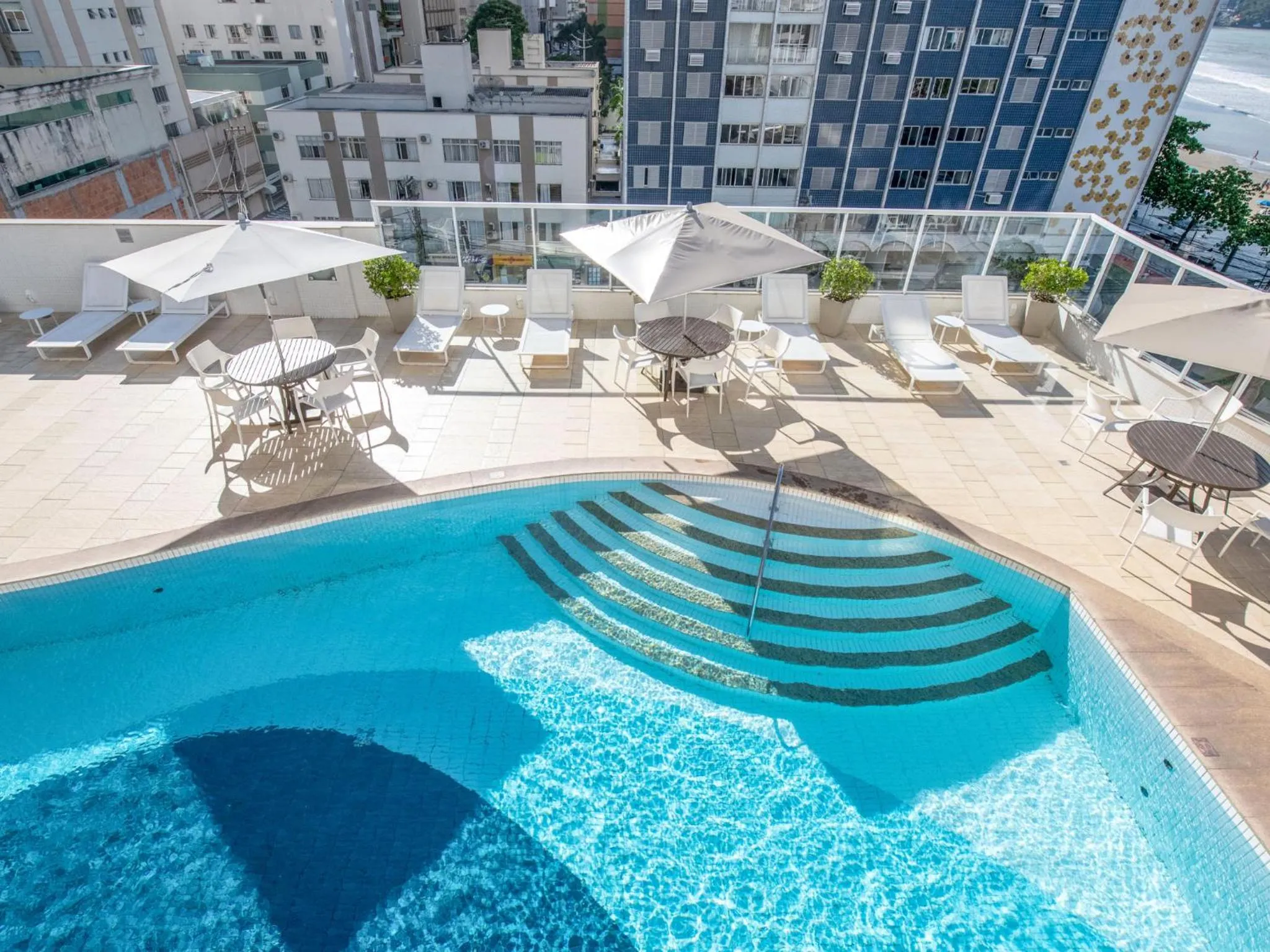 Pool view in Mercure Camboriu
