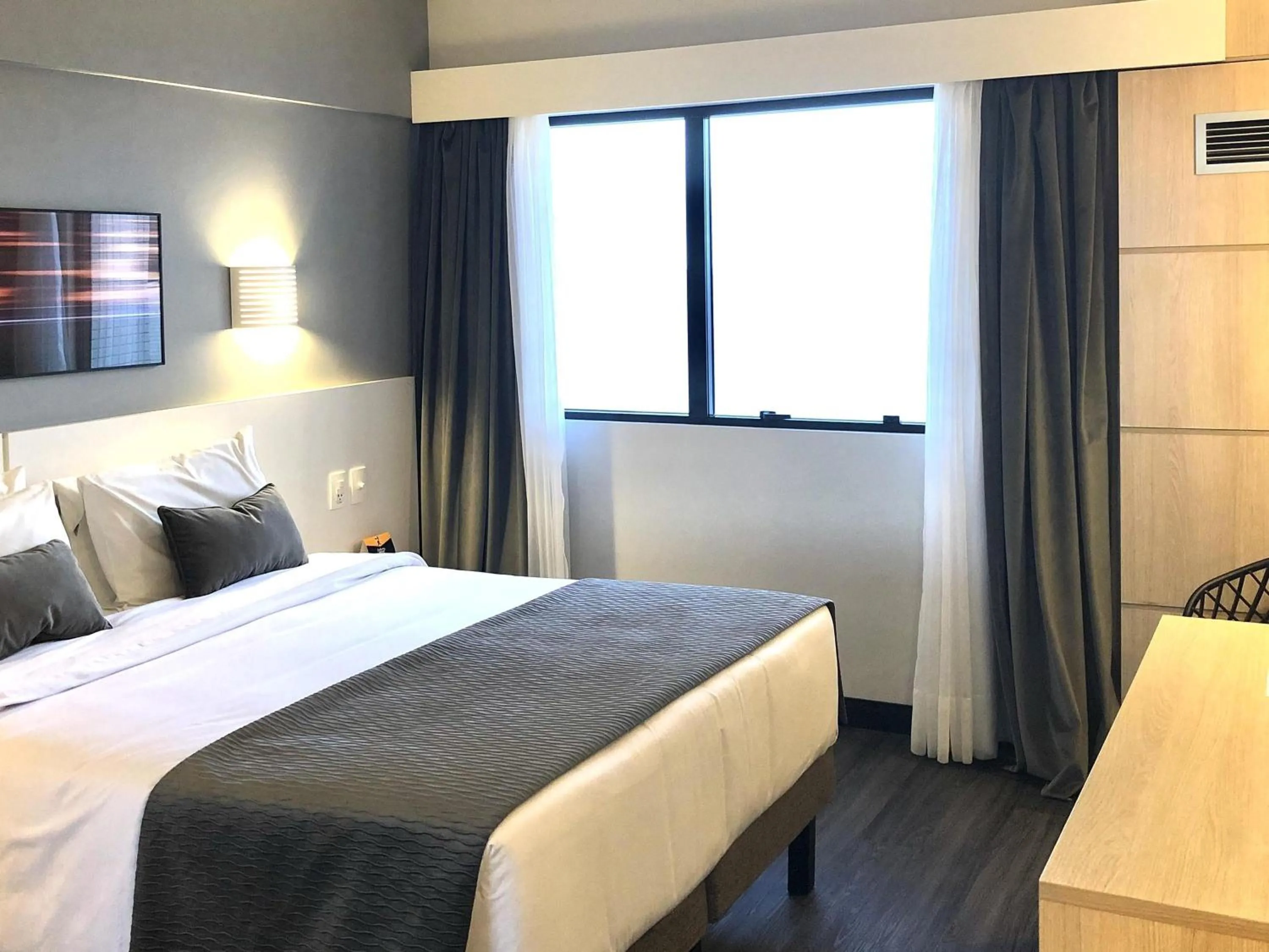 Bedroom, Bed in Mercure Camboriu