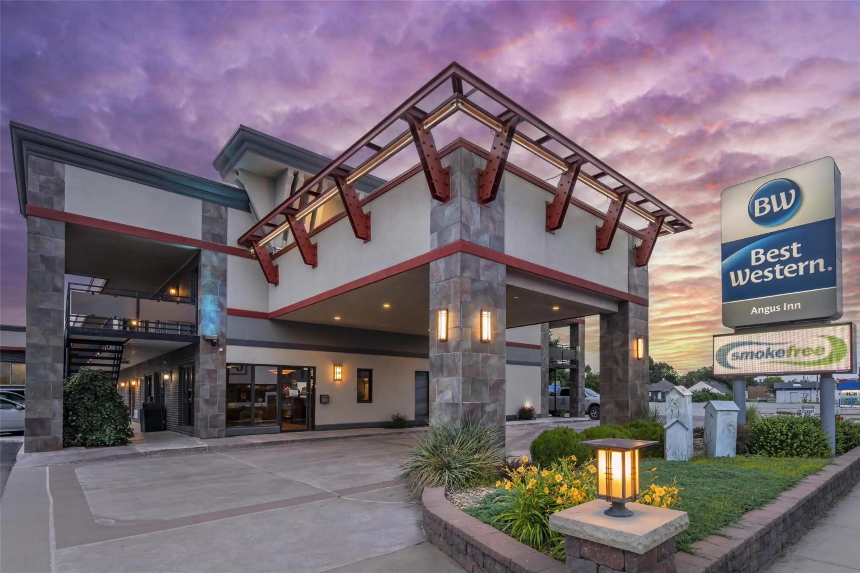 Property building in Best Western Angus Inn