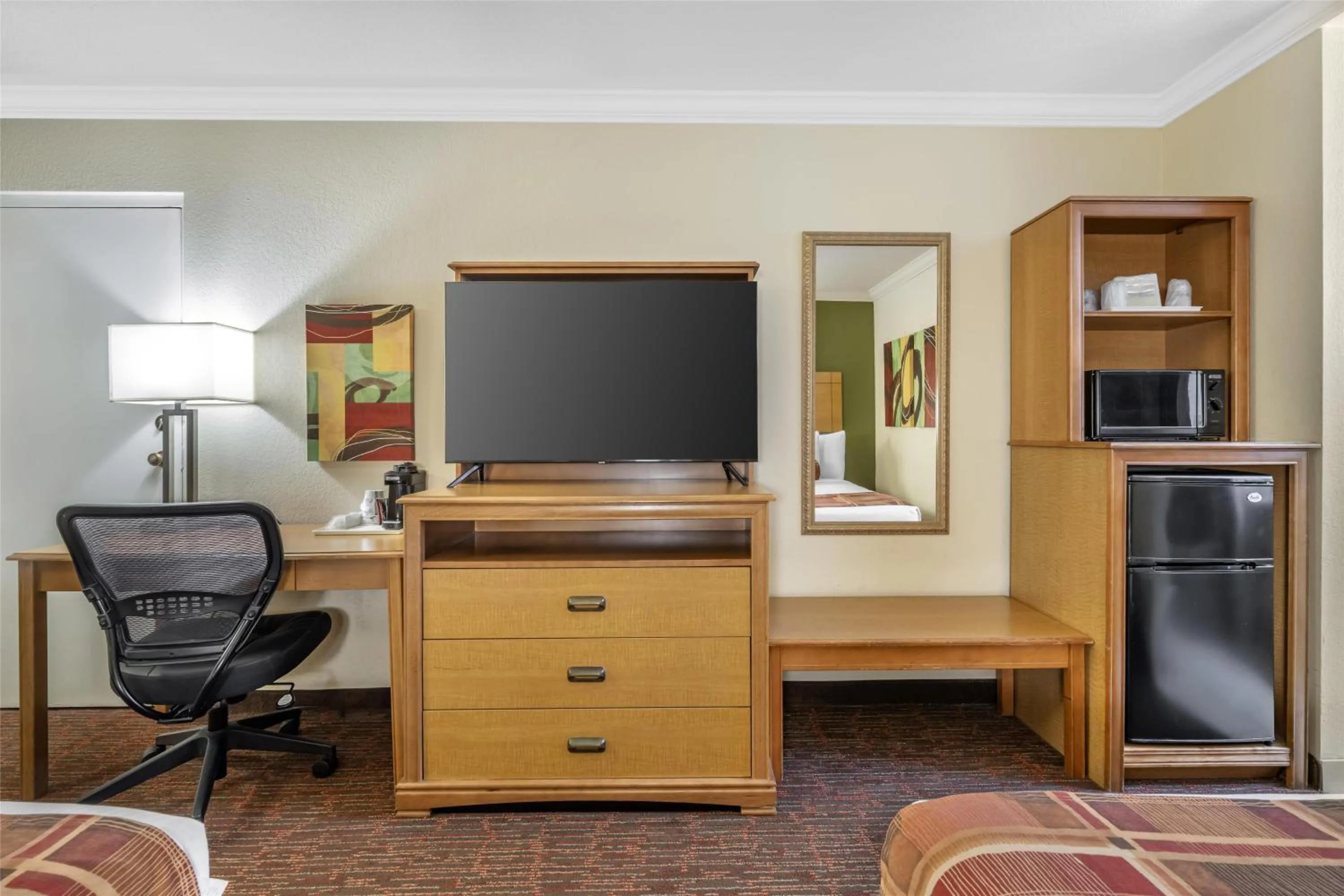 Bedroom in Best Western Angus Inn