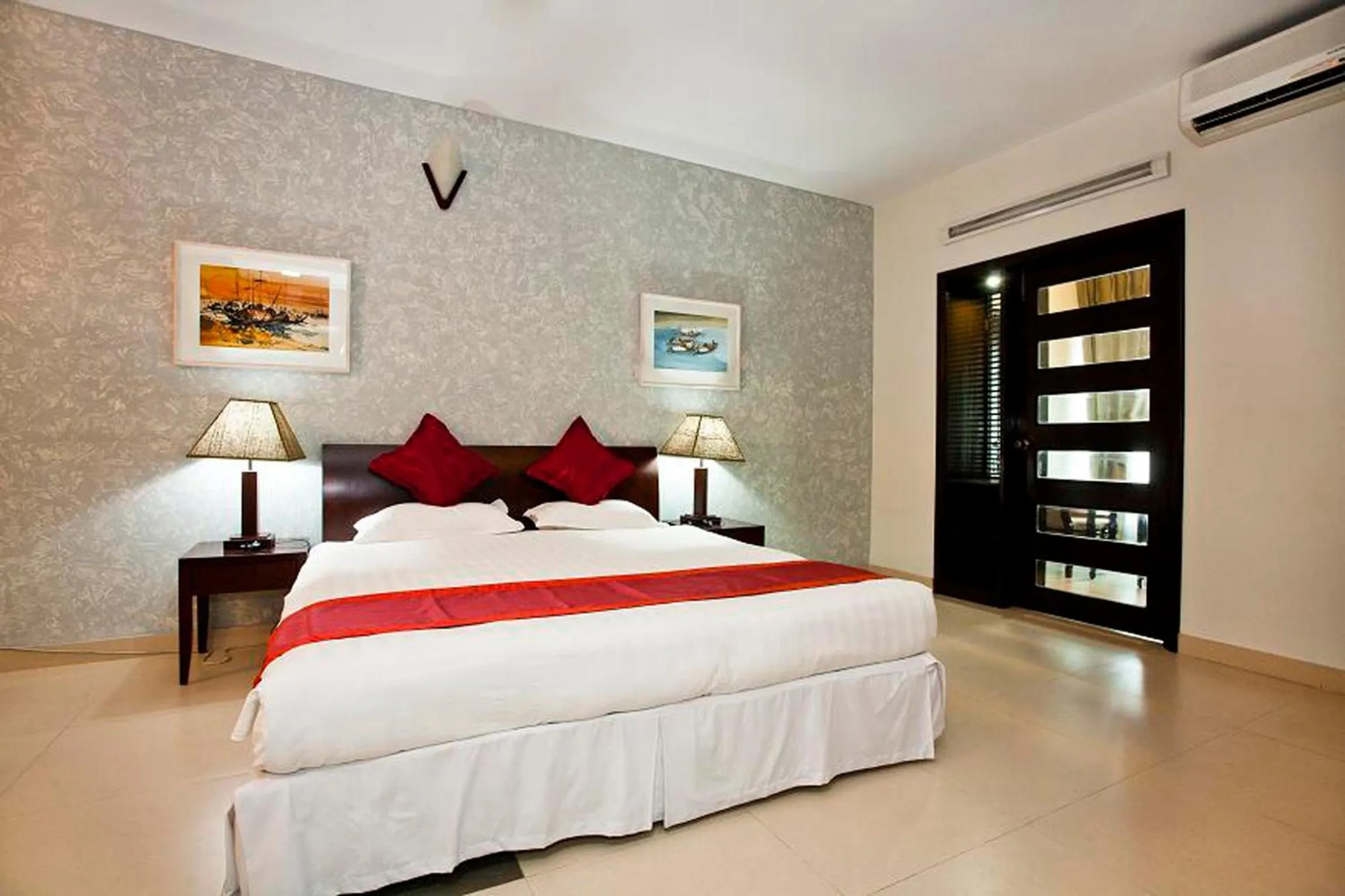 Bed in Well Park Residence Boutique Hotel & Suites