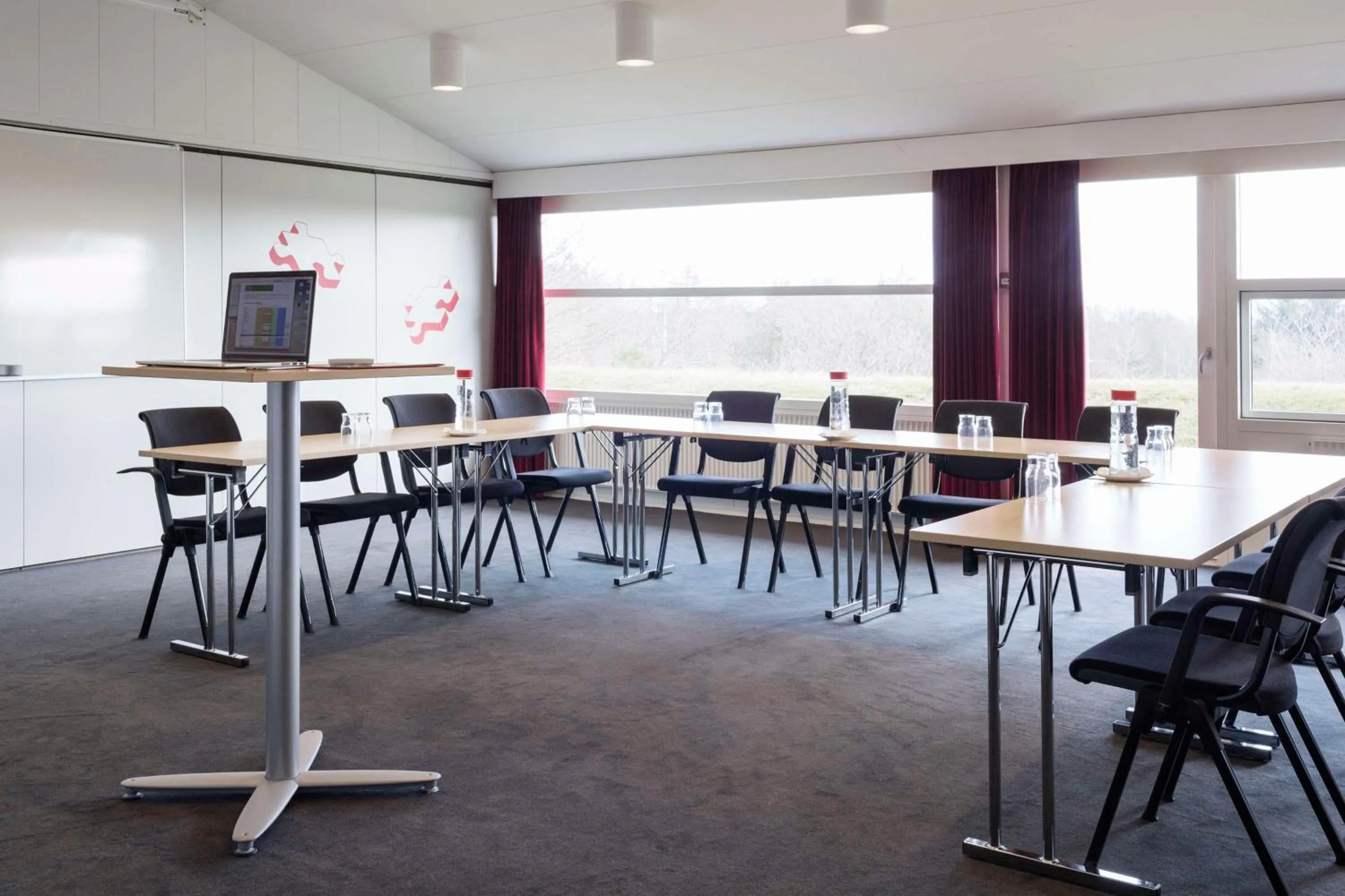 Meeting/conference room in Scandic Aalborg Øst