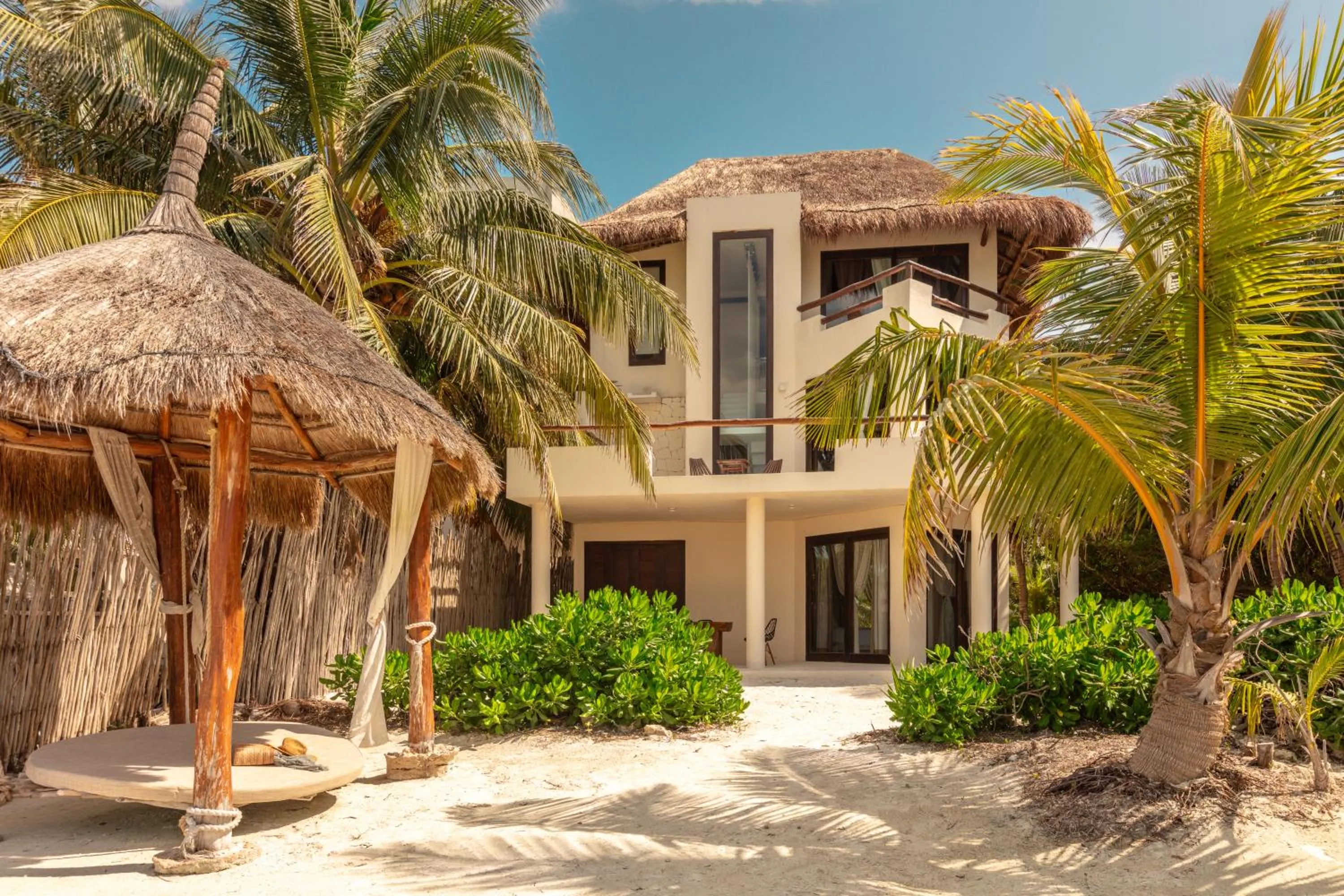 Property building in Casa Punta Coco & Beach Club