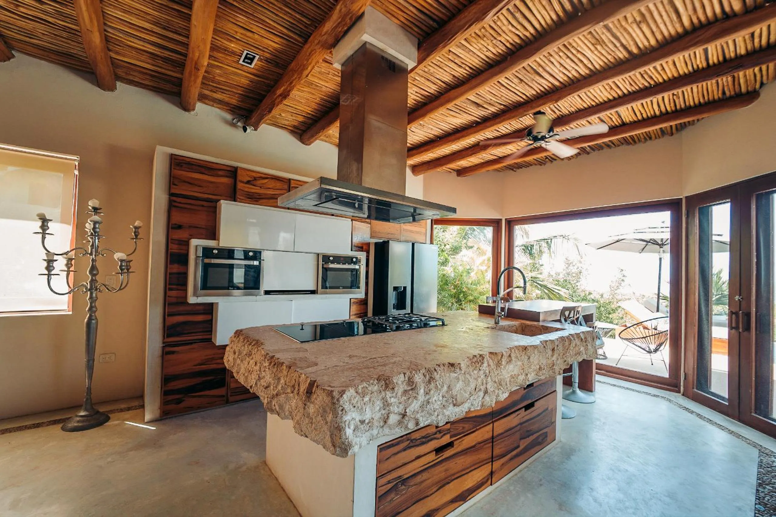 Restaurant/places to eat in Casa Punta Coco & Beach Club