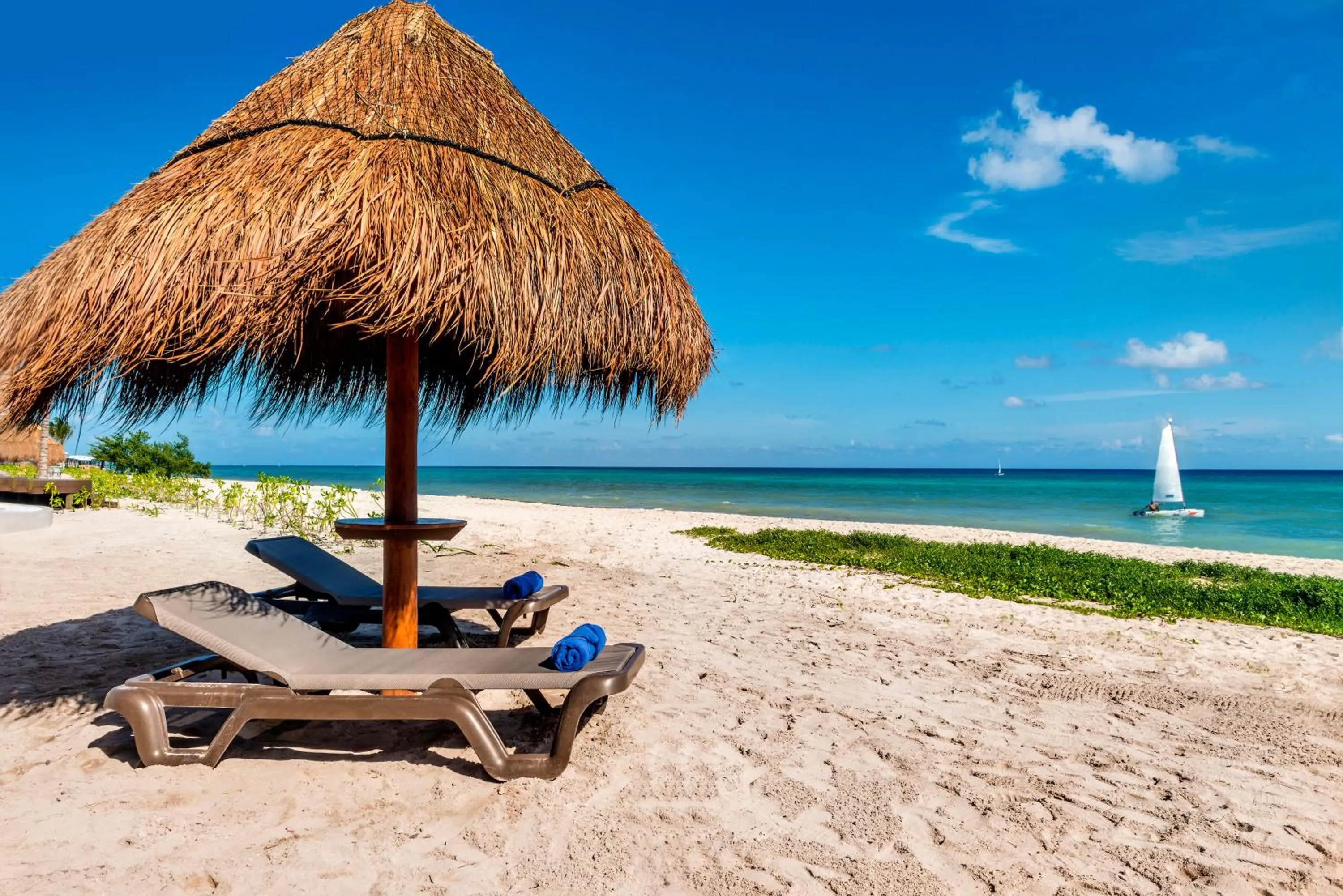 Spring in El Beso Adults Only at Ocean Riviera Paradise All Inclusive