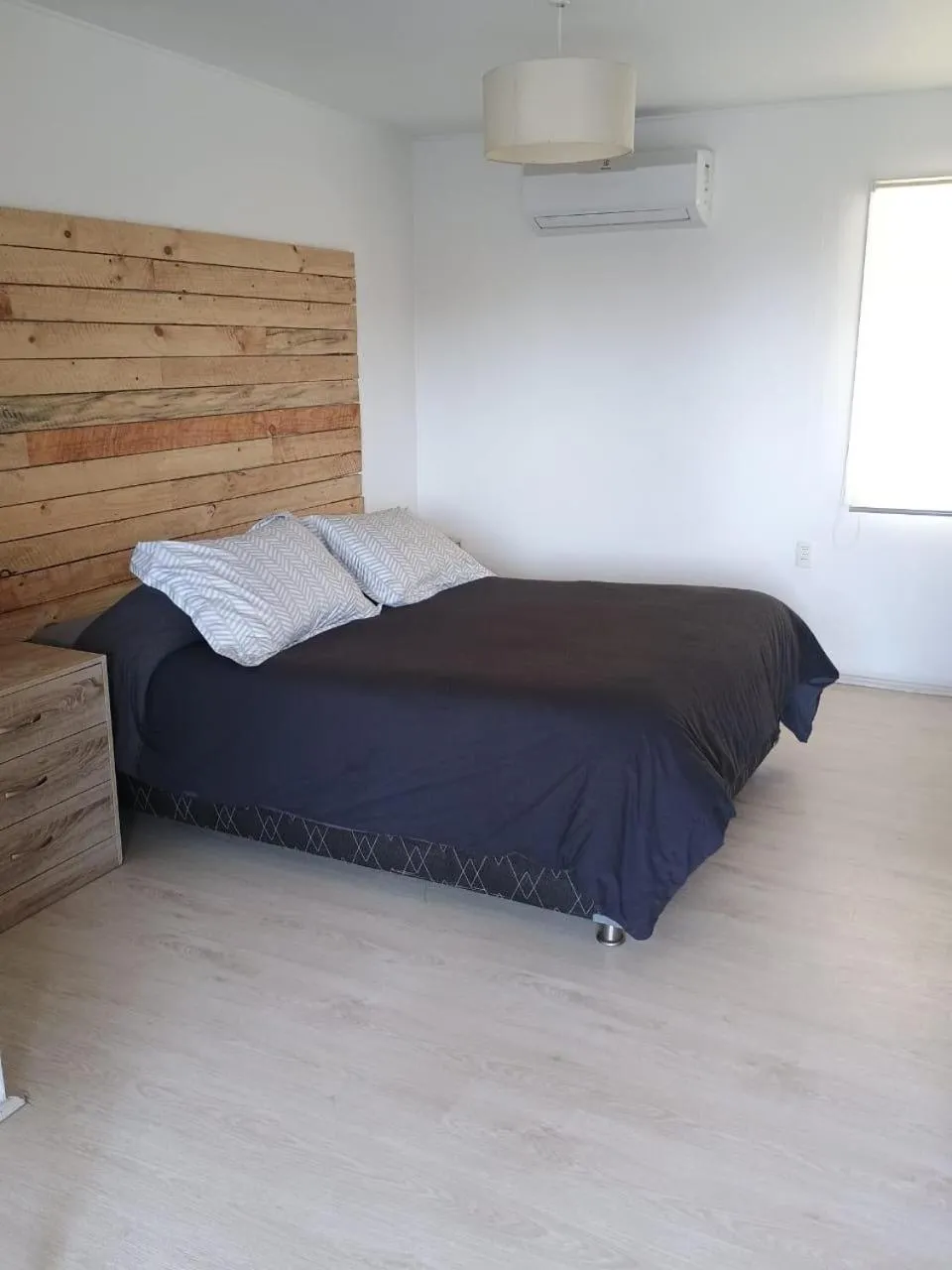 Bed in Hotel Trocadero