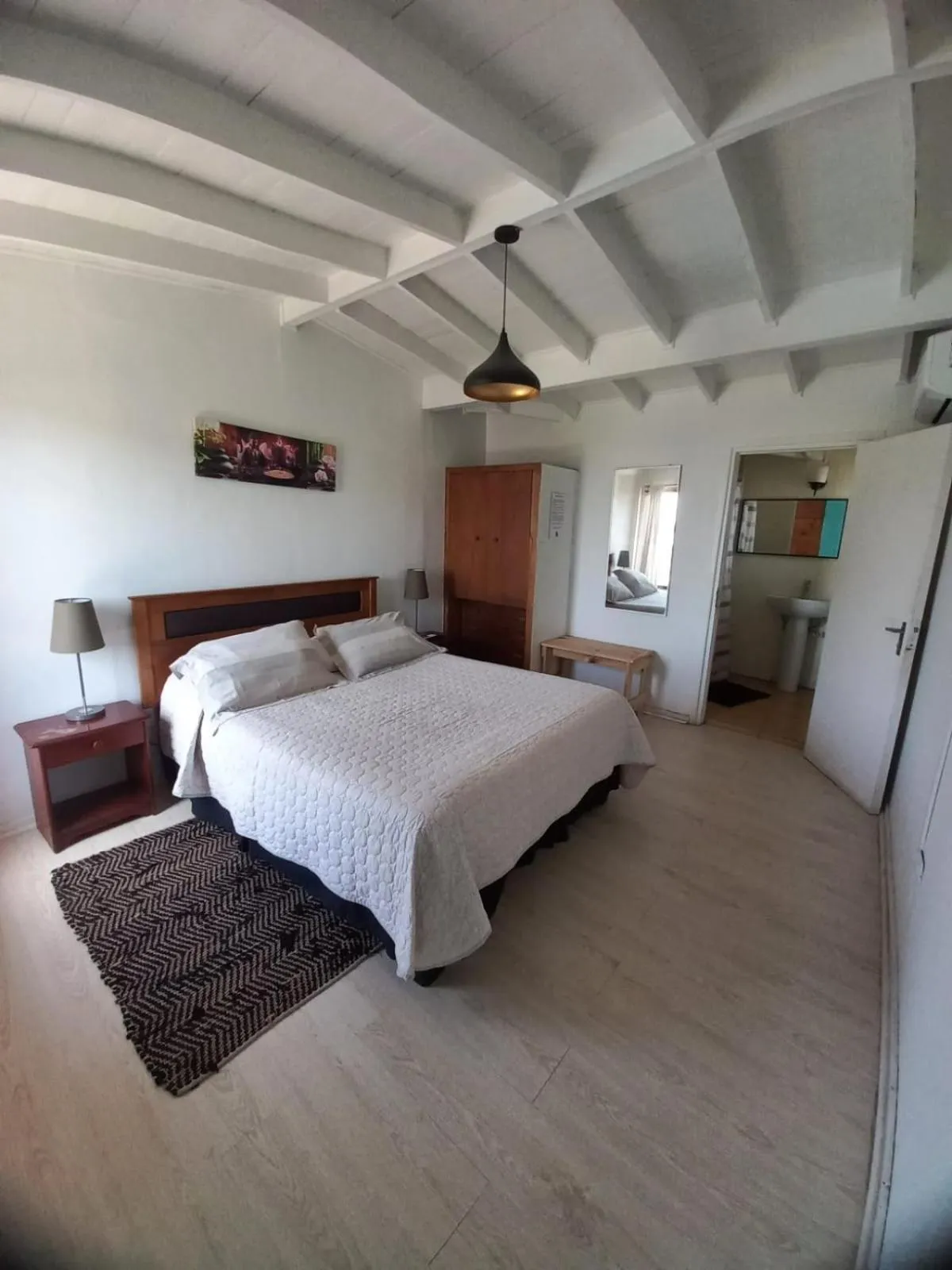 Bed in Hotel Trocadero