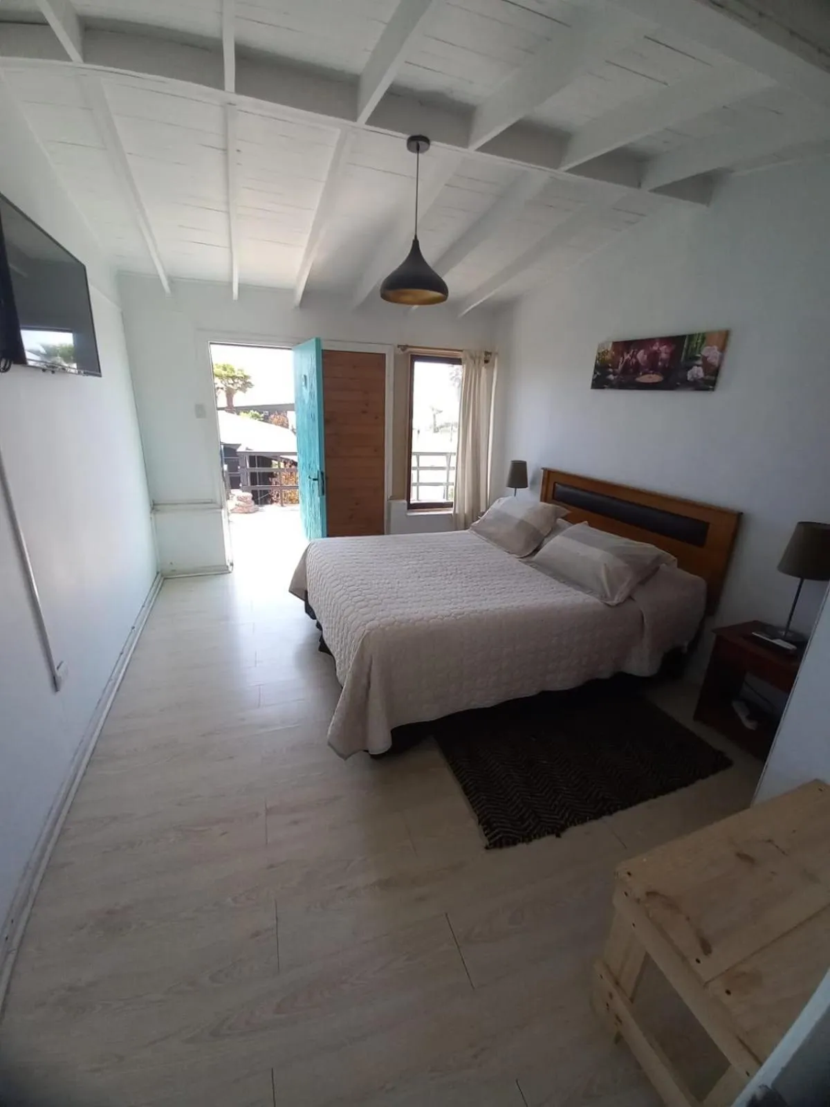 Bed in Hotel Trocadero