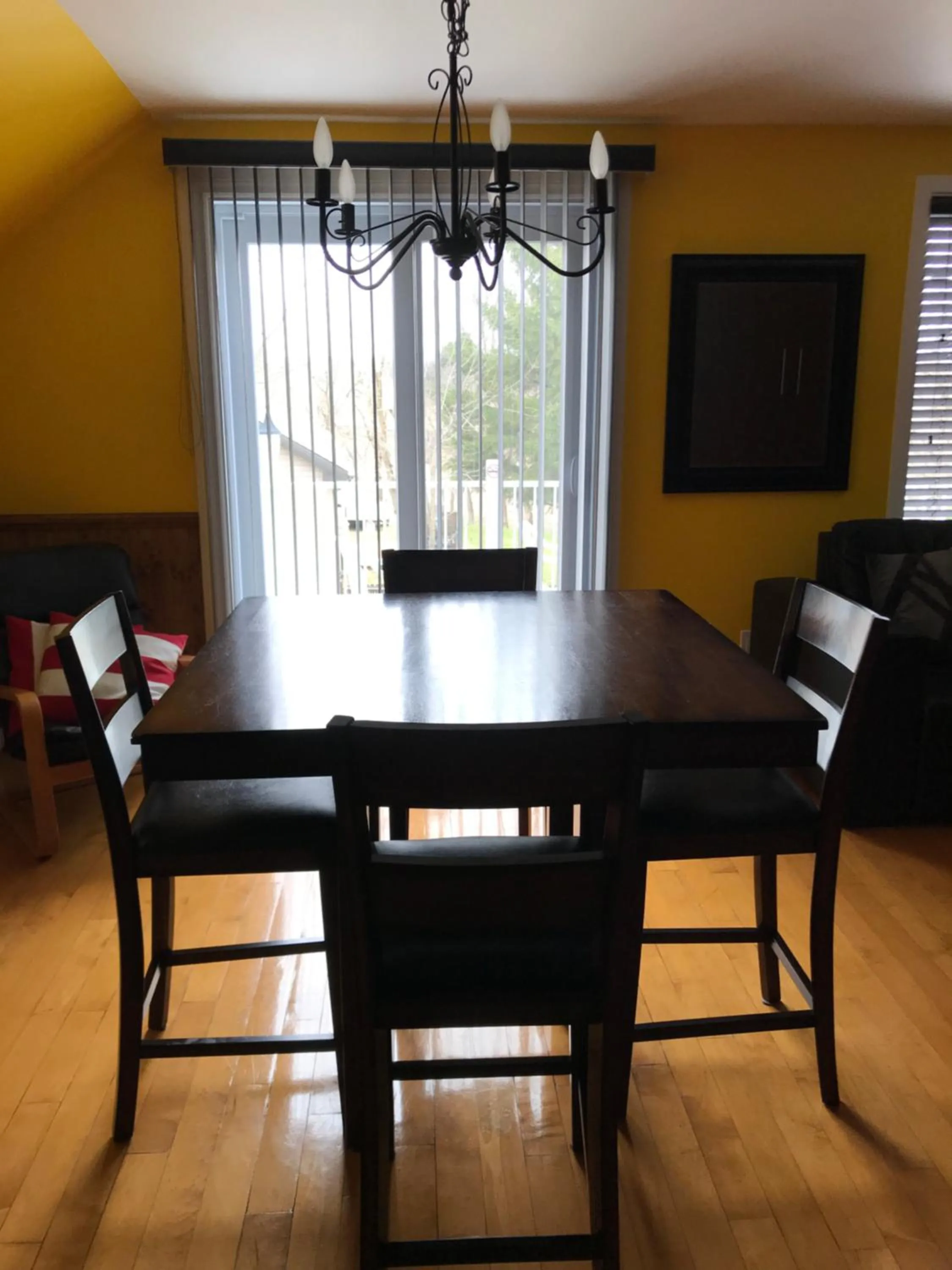 Dining area in La Maison des Éboulis