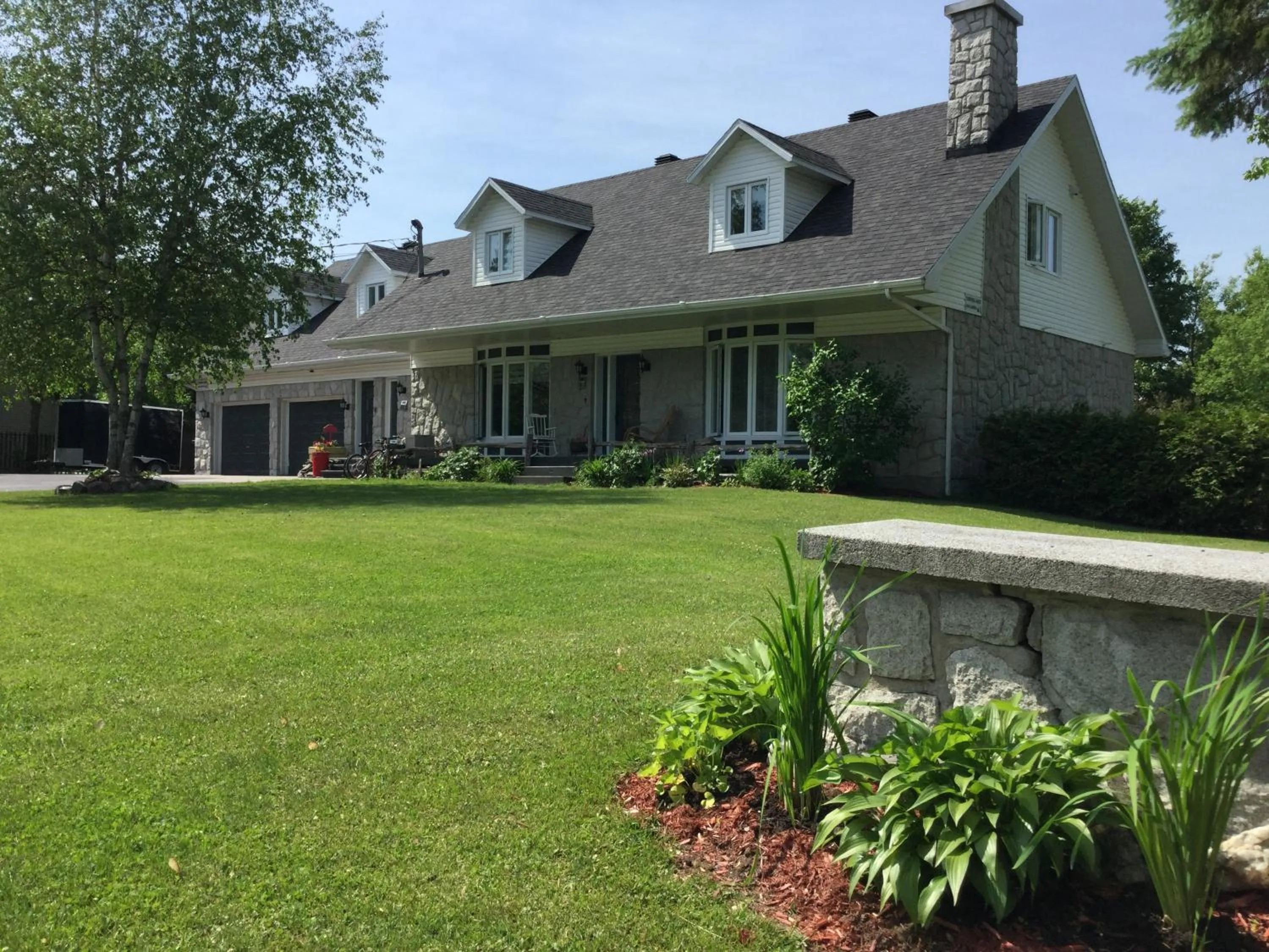 Property building in La Maison des Éboulis