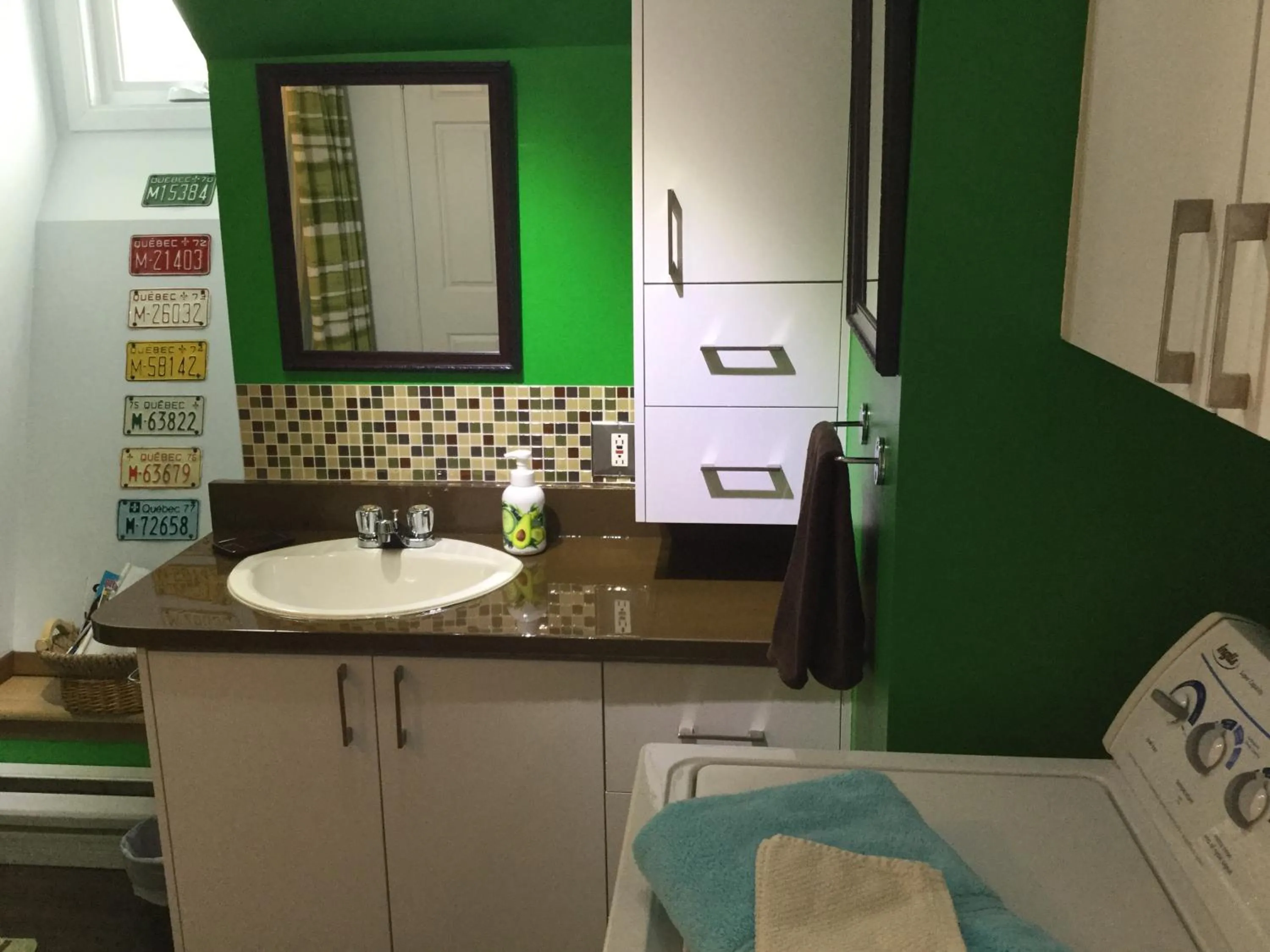 Bathroom, Bed in La Maison des Éboulis