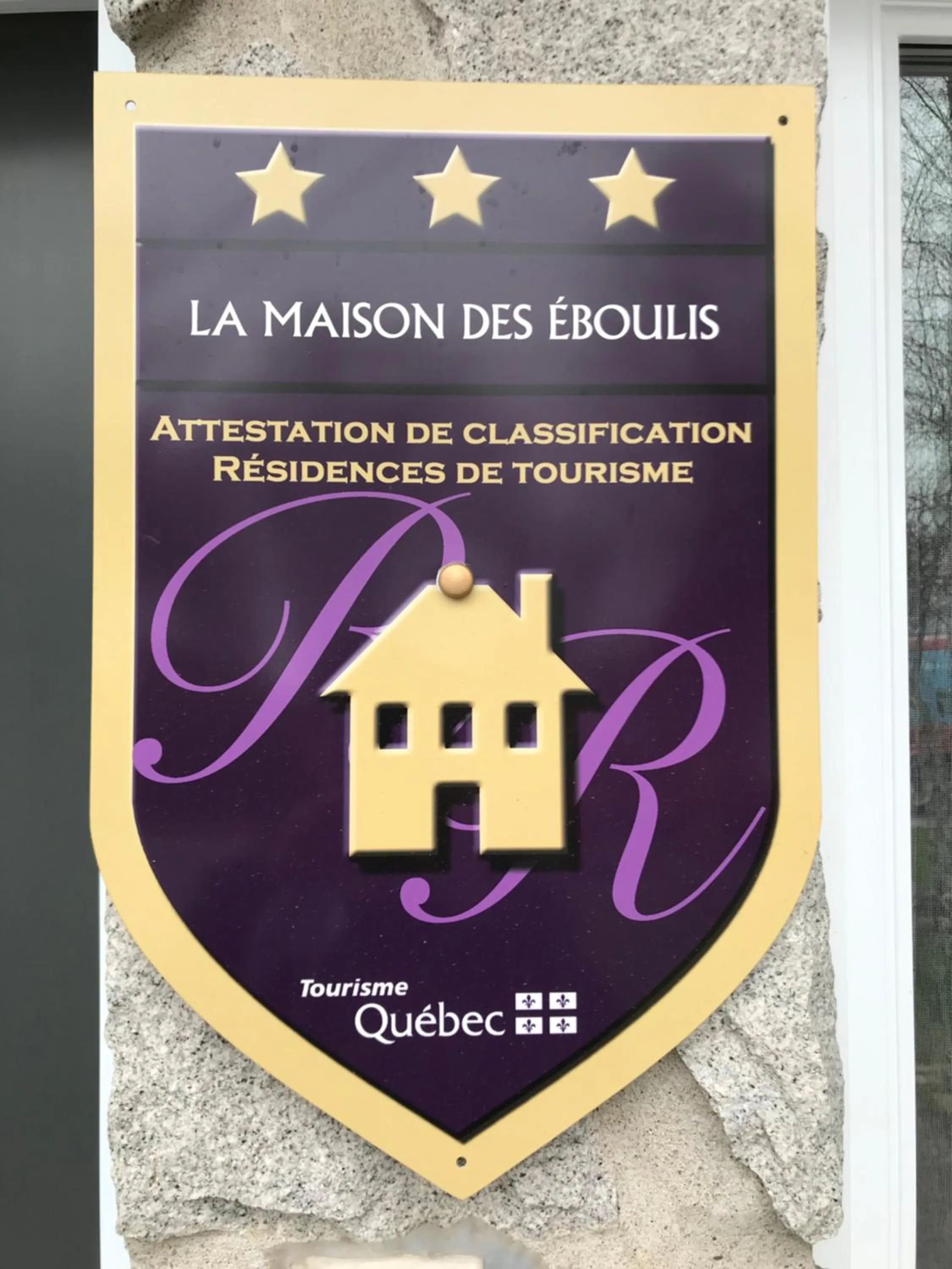 Property logo or sign in La Maison des Éboulis
