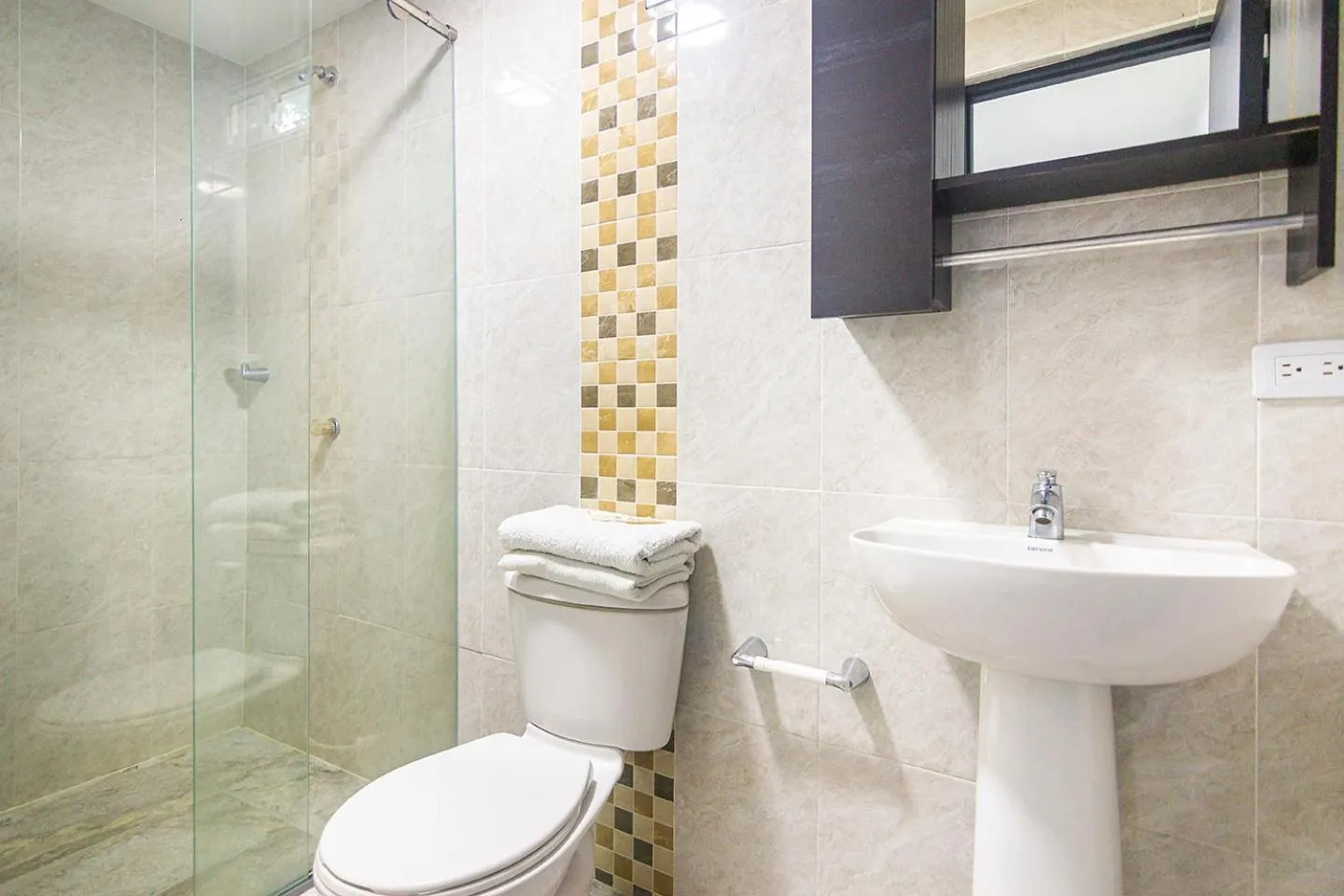 Shower in Hotel Cuchara de Palo Ayenda