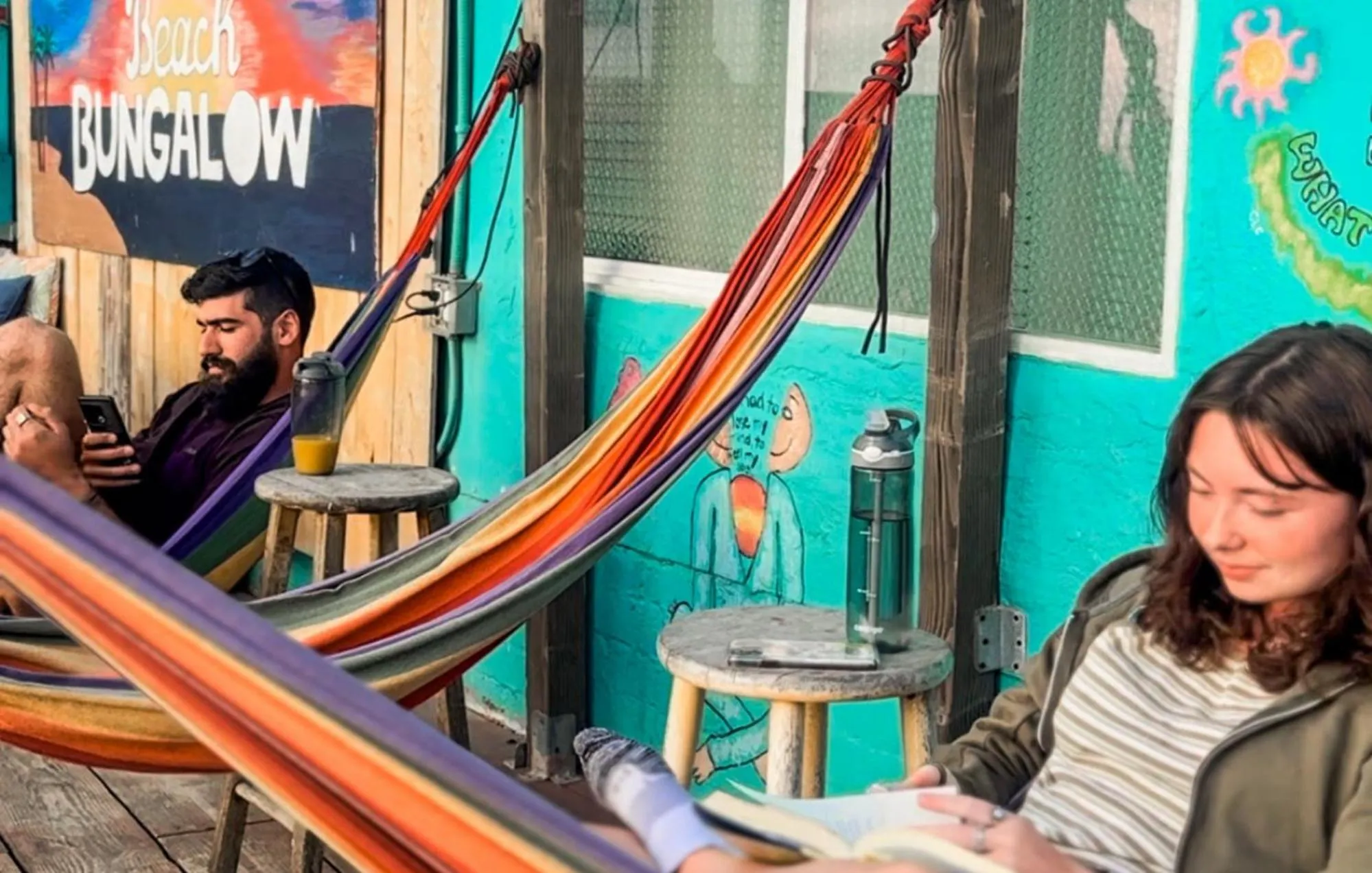 Patio in ITH San Diego Beach Bungalow Surf Hostel