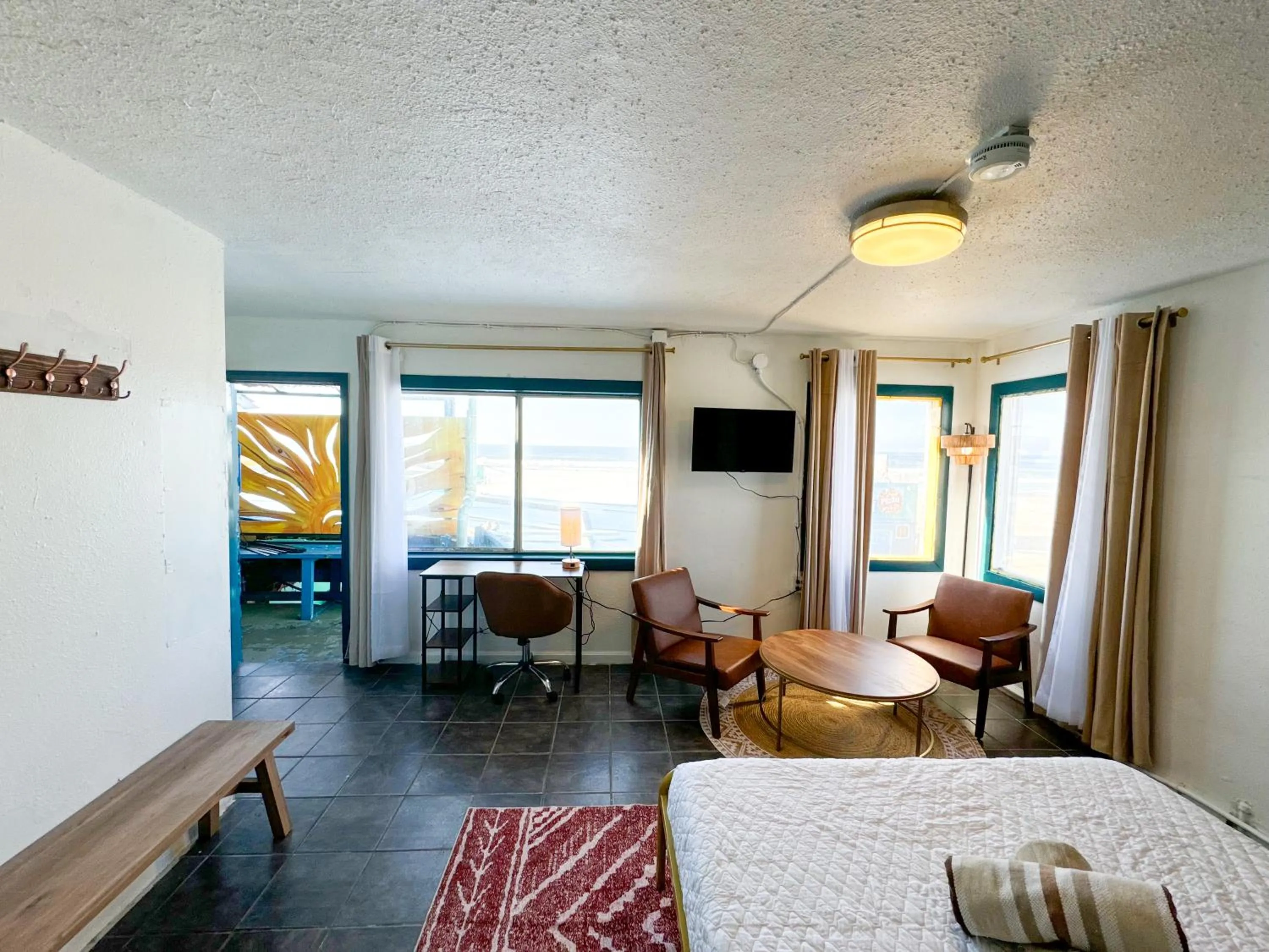 Bedroom, Bed in ITH San Diego Beach Bungalow Surf Hostel