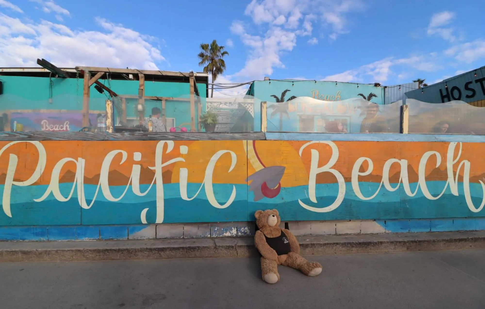 Property building in ITH San Diego Beach Bungalow Surf Hostel