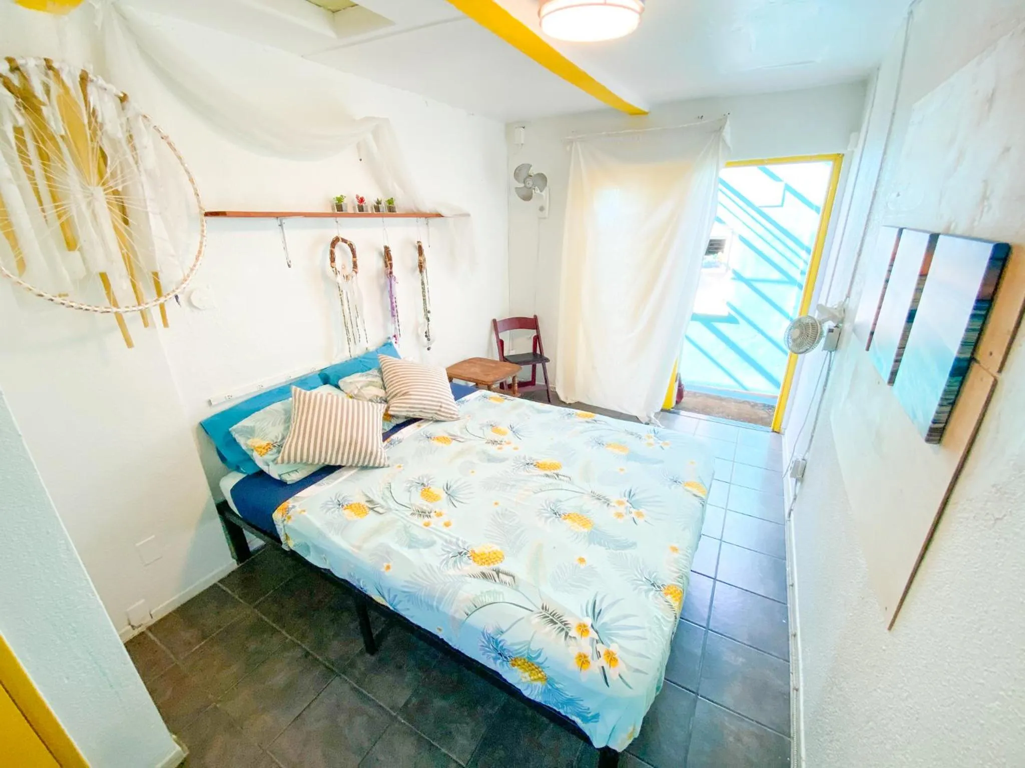 Bedroom, Bed in ITH San Diego Beach Bungalow Surf Hostel