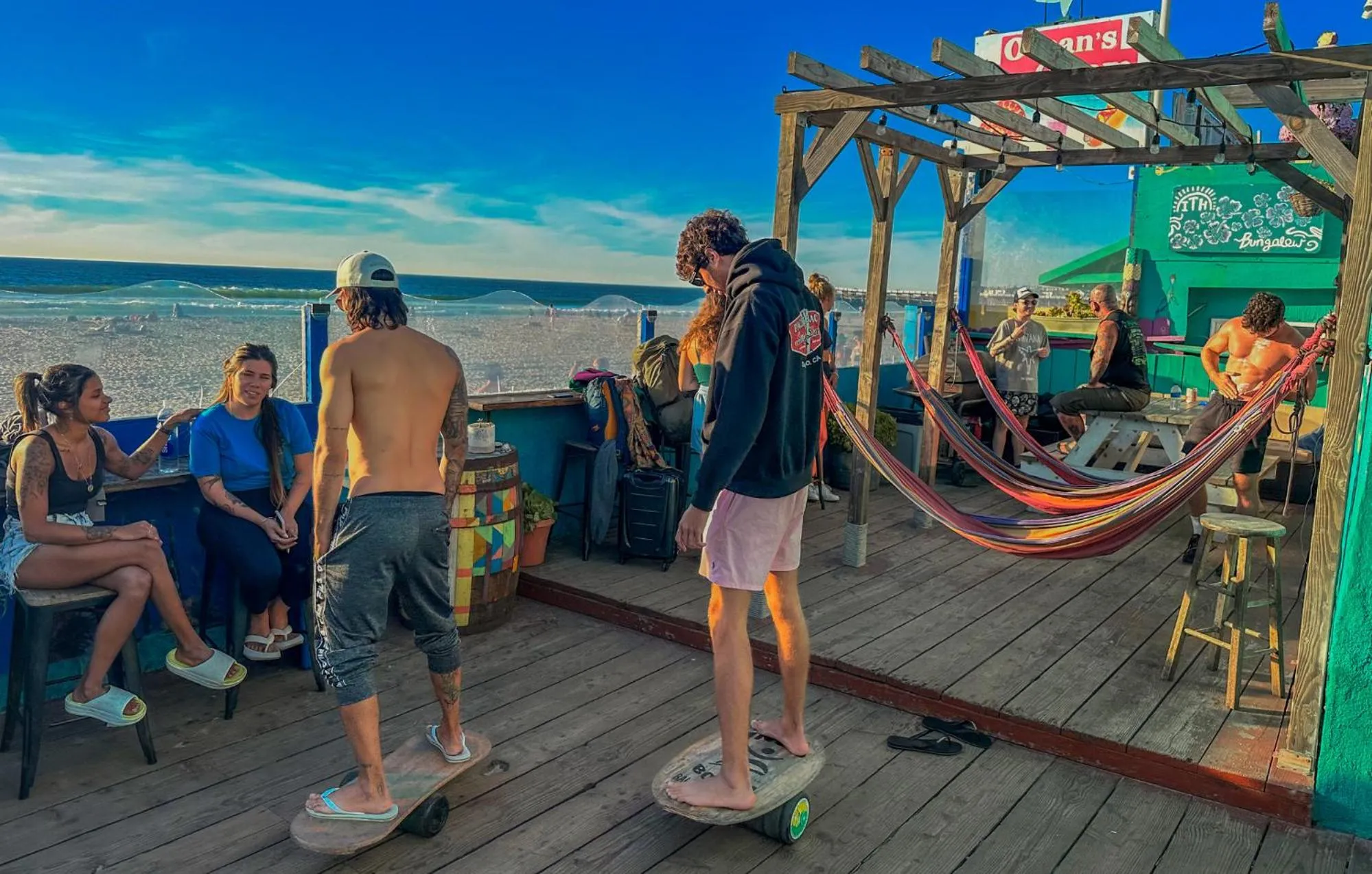 Patio in ITH San Diego Beach Bungalow Surf Hostel