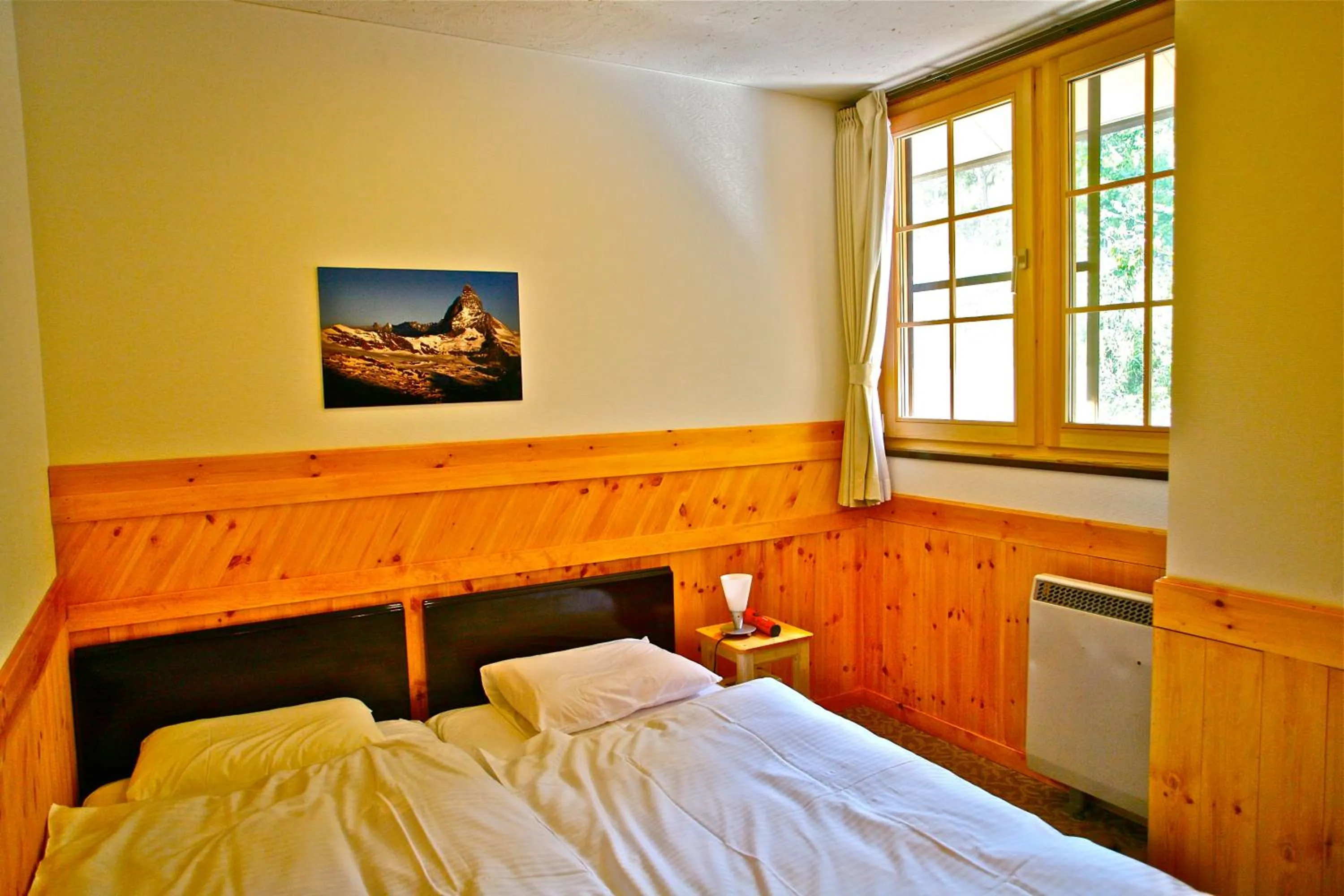 Photo of the whole room in Hotel Andermatt