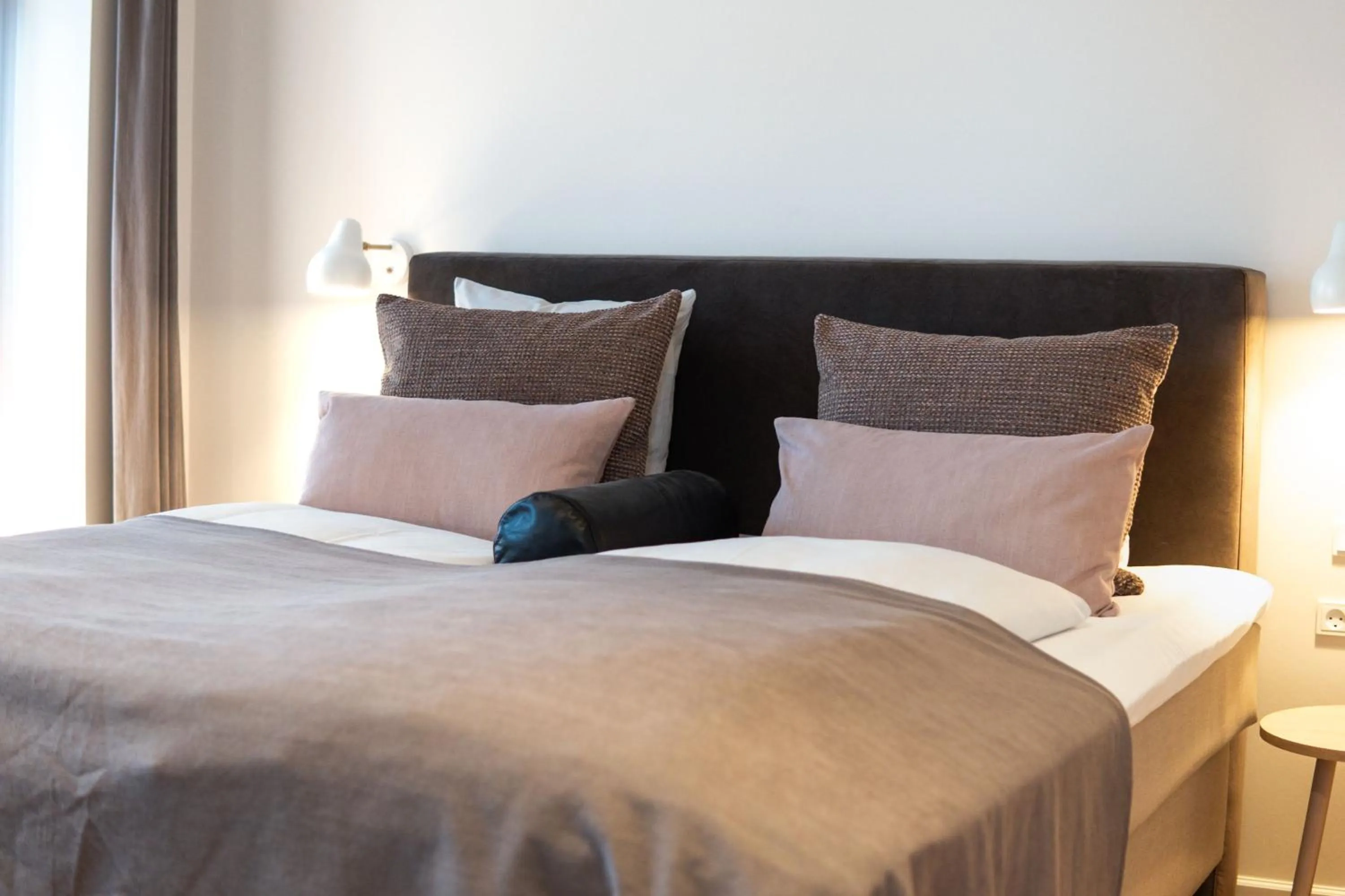 Bedroom, Bed in Sixtus Sinatur Hotel & Konference