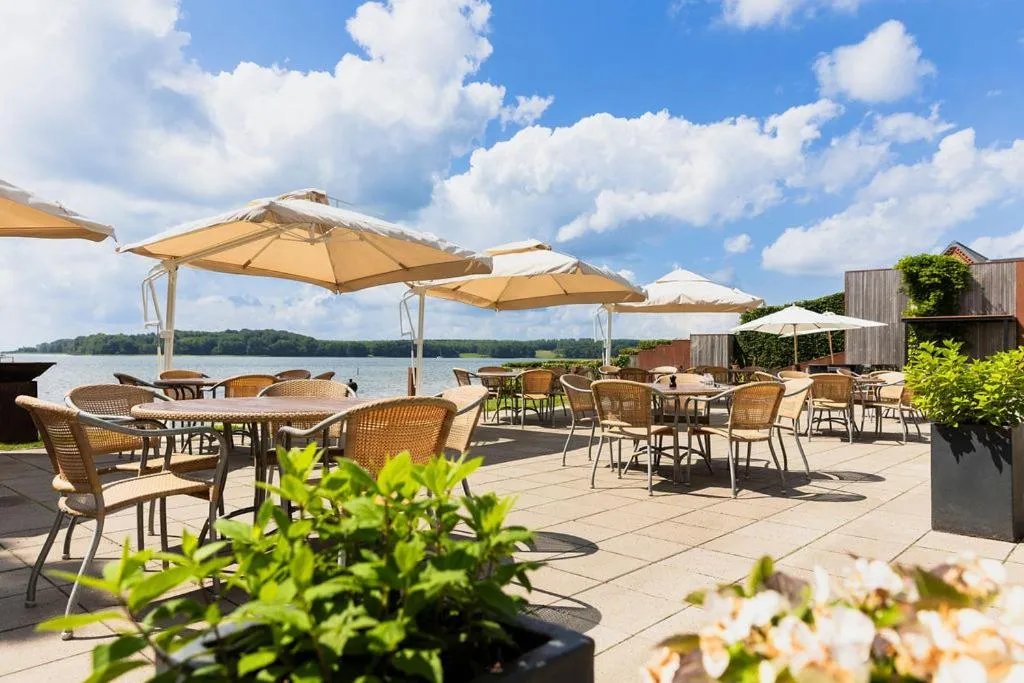 Patio in Sixtus Sinatur Hotel & Konference