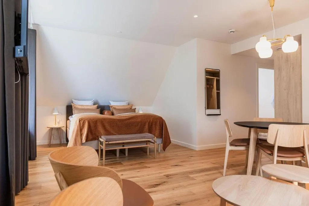 Bedroom, Bed in Sixtus Sinatur Hotel & Konference