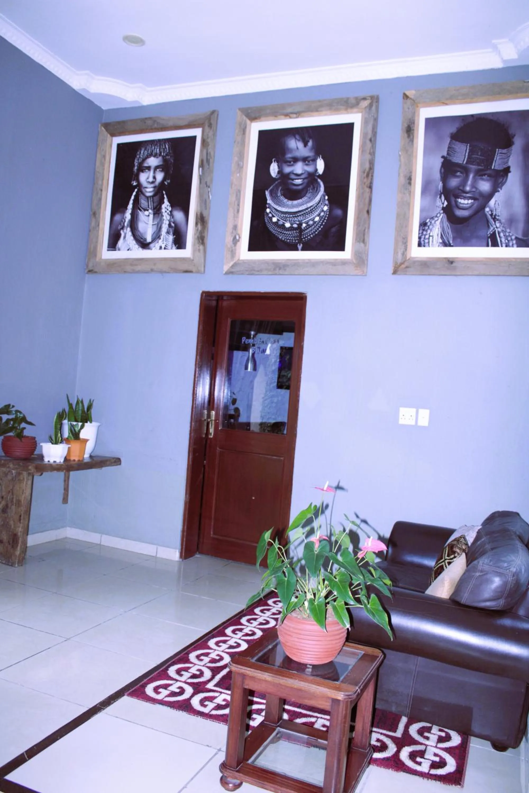 Lobby or reception in Zawadi House Lodge