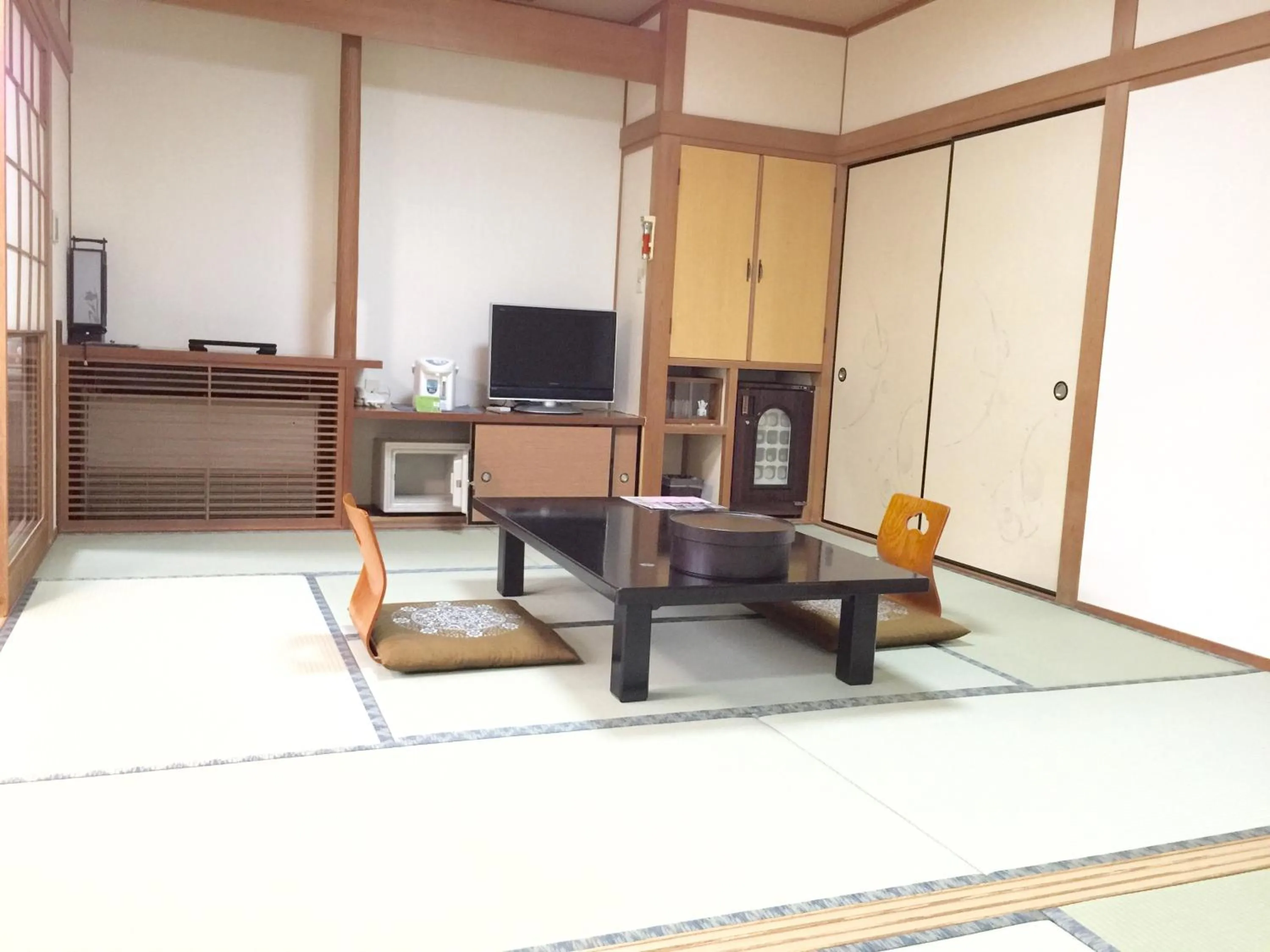 Photo of the whole room in Okumizuma Onsen