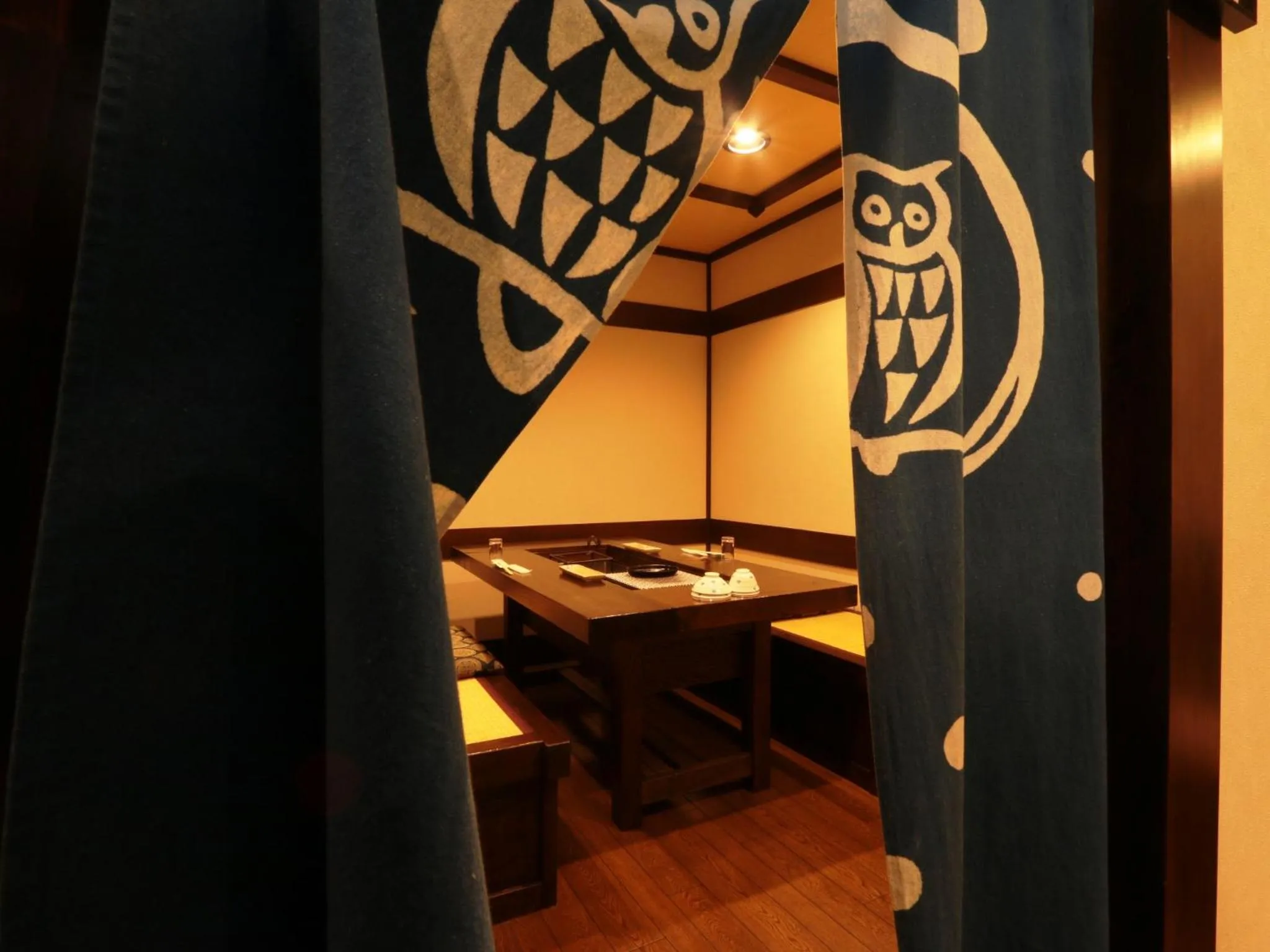 Restaurant/places to eat in Yunohirakan