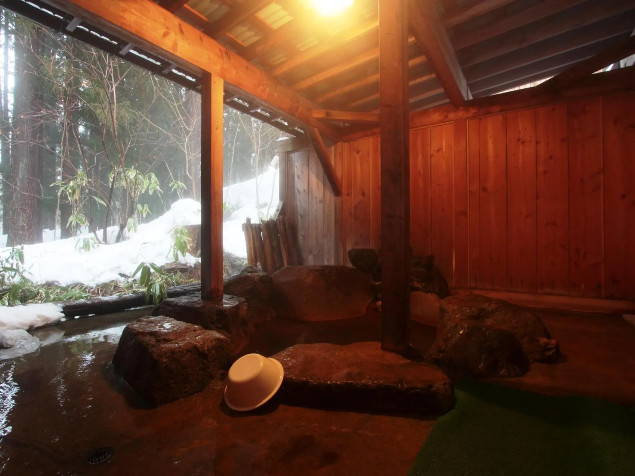 Hot Spring Bath in Yunohirakan