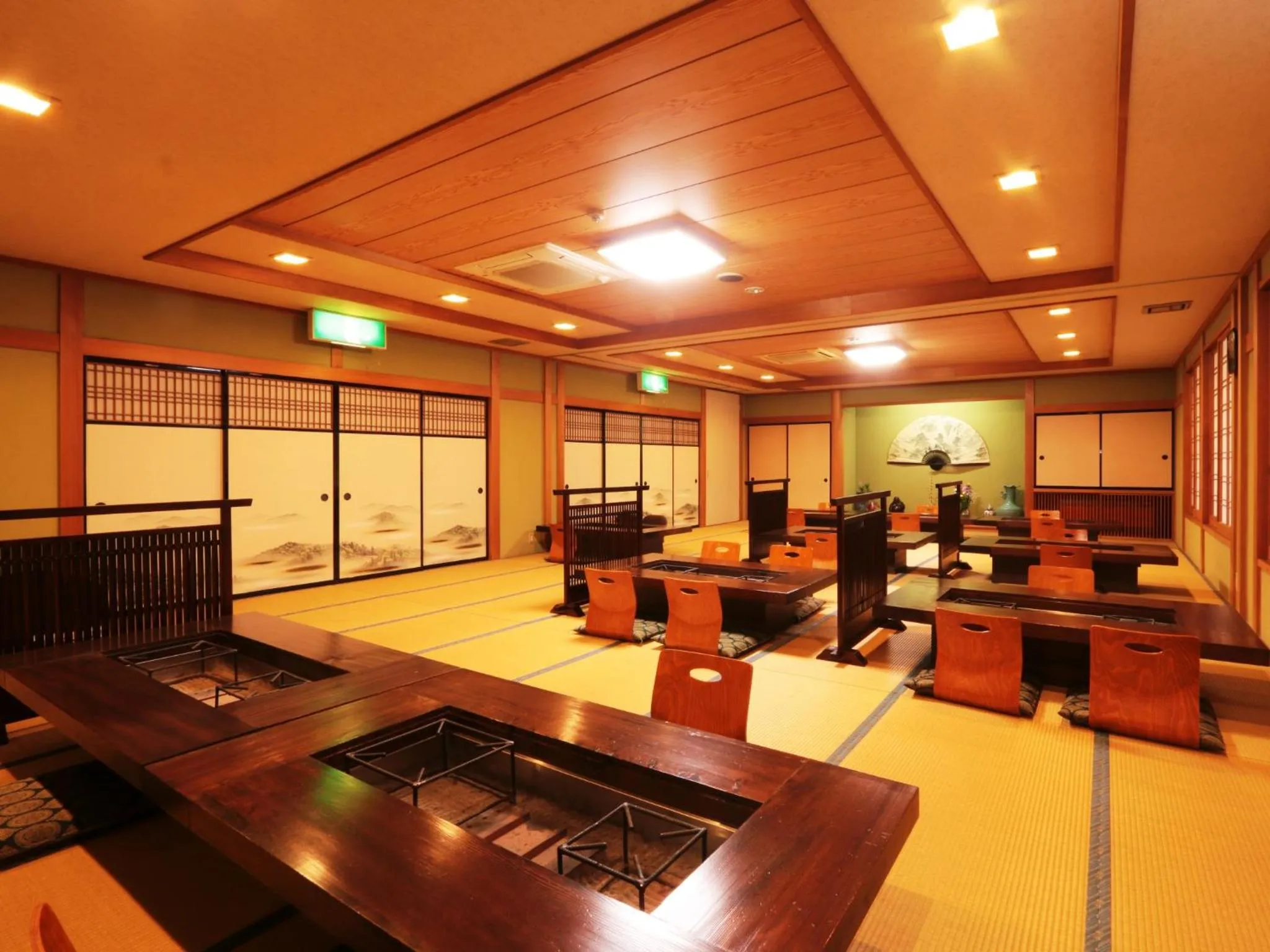 Restaurant/places to eat in Yunohirakan