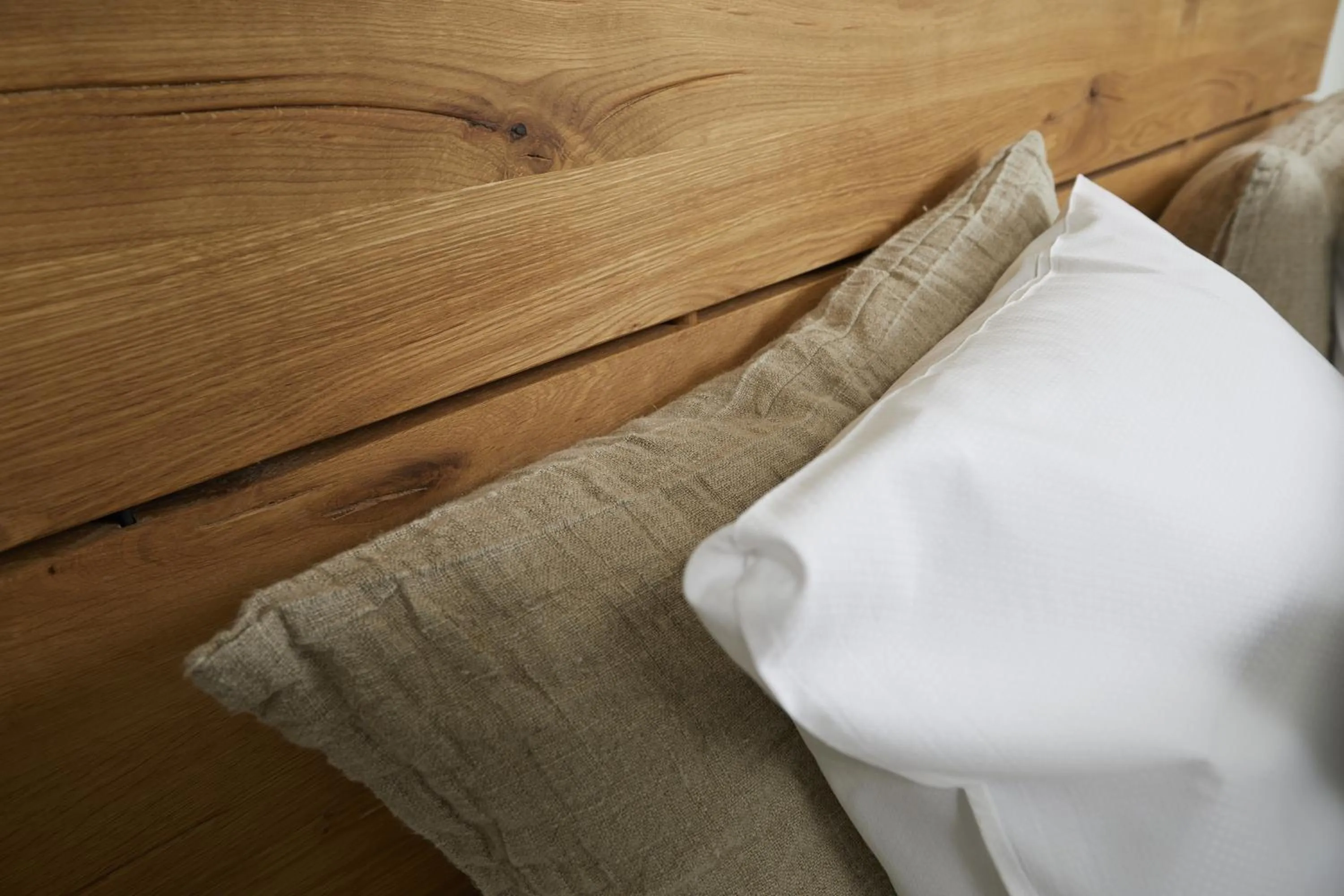 Decorative detail, Bed in Haraldskær Sinatur Hotel & Konference