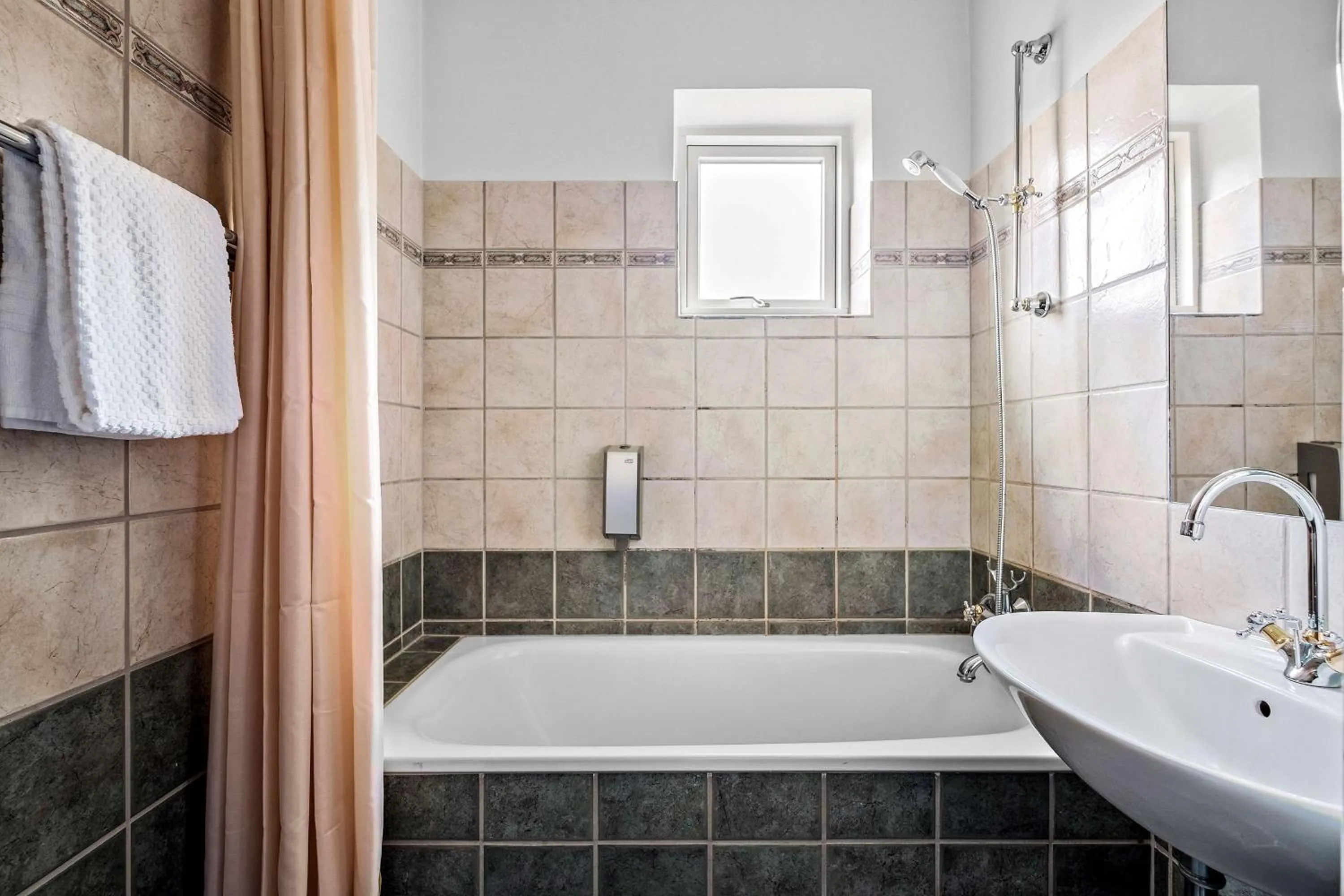 Bathroom in Gl Skovridergaard