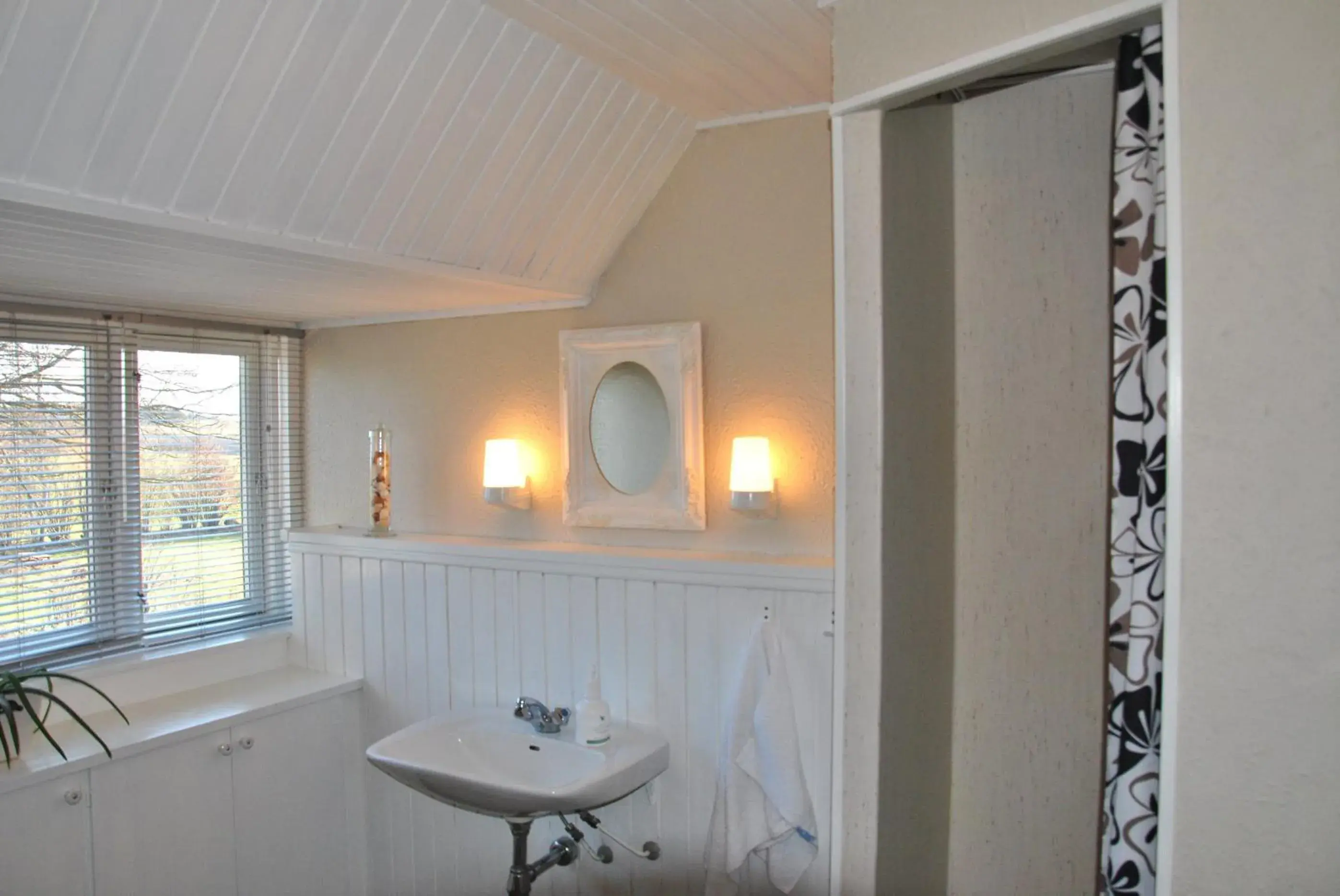 Economy Twin Room with Shared Bathroom in Tiendegaarden Møns Klint Economy Twin Room with Shared Bathroom in Tiendegaarden Møns Klint