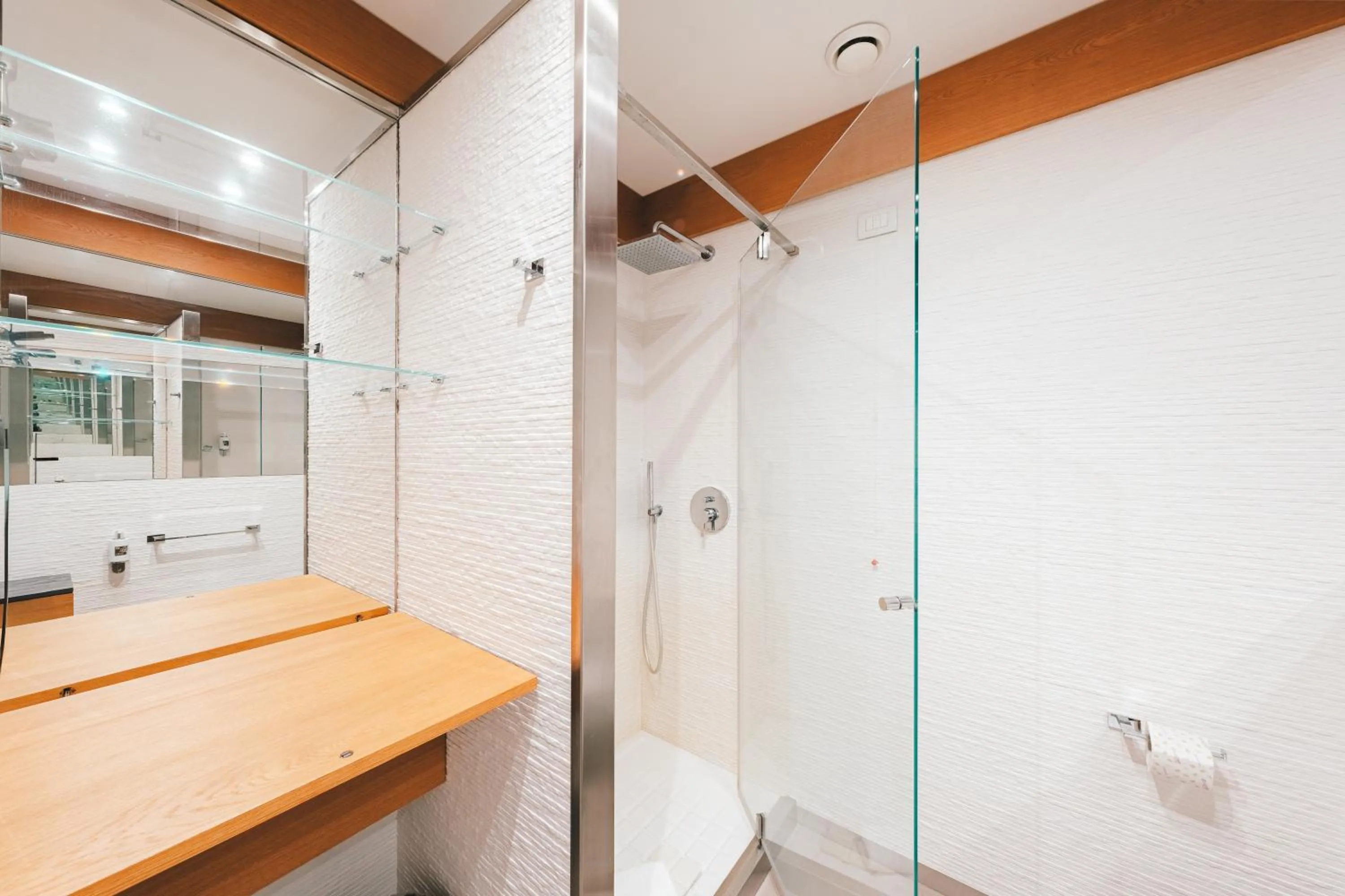 Shower in Masseria Stali, The Originals Relais