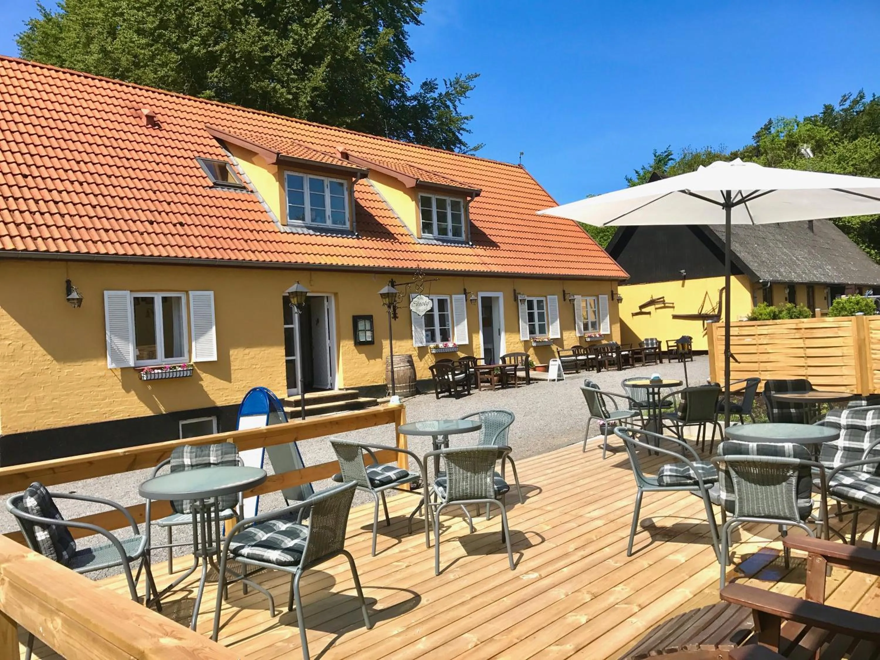 Facade/entrance in Hotel Skovly