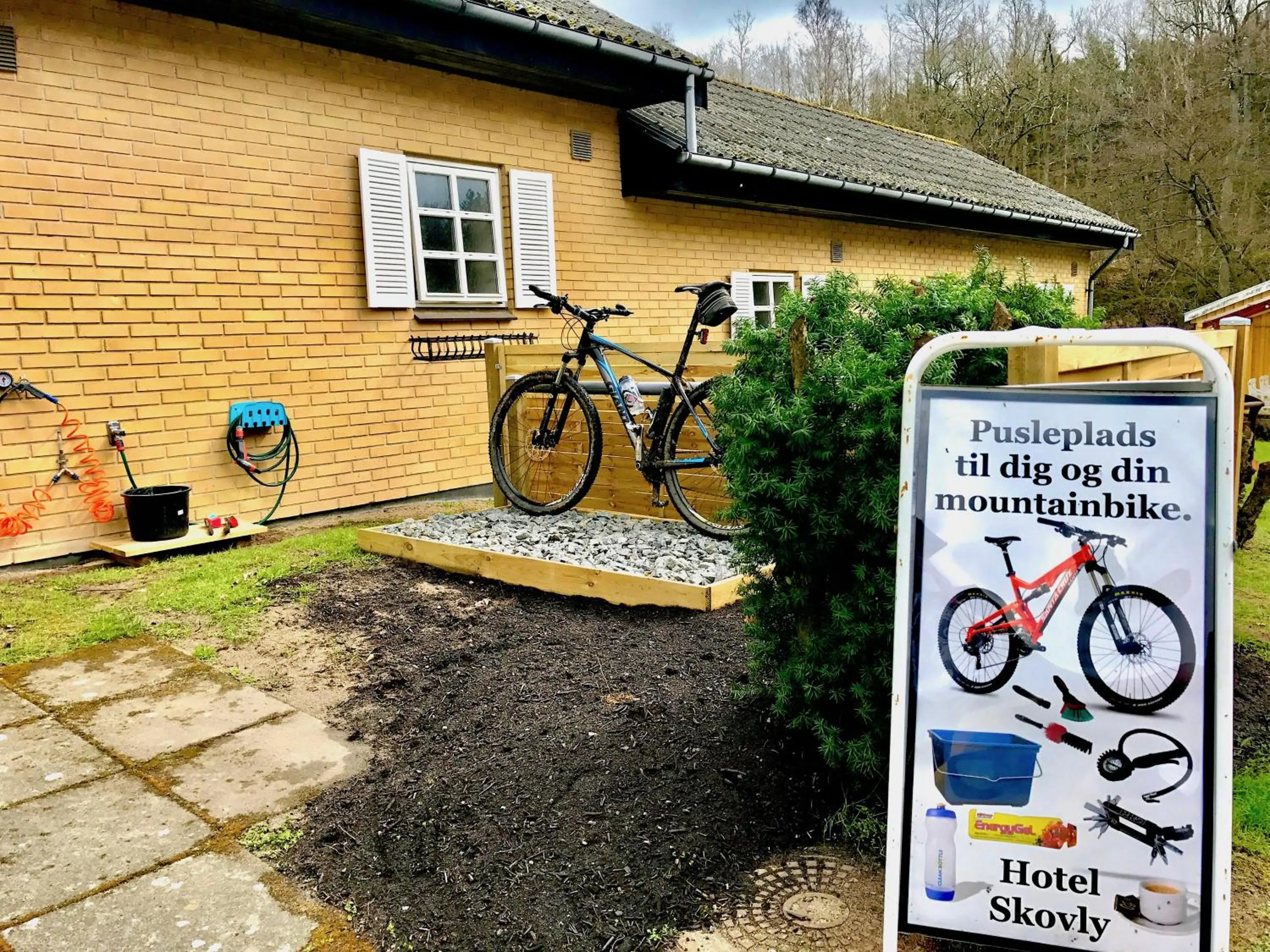 Cycling in Hotel Skovly