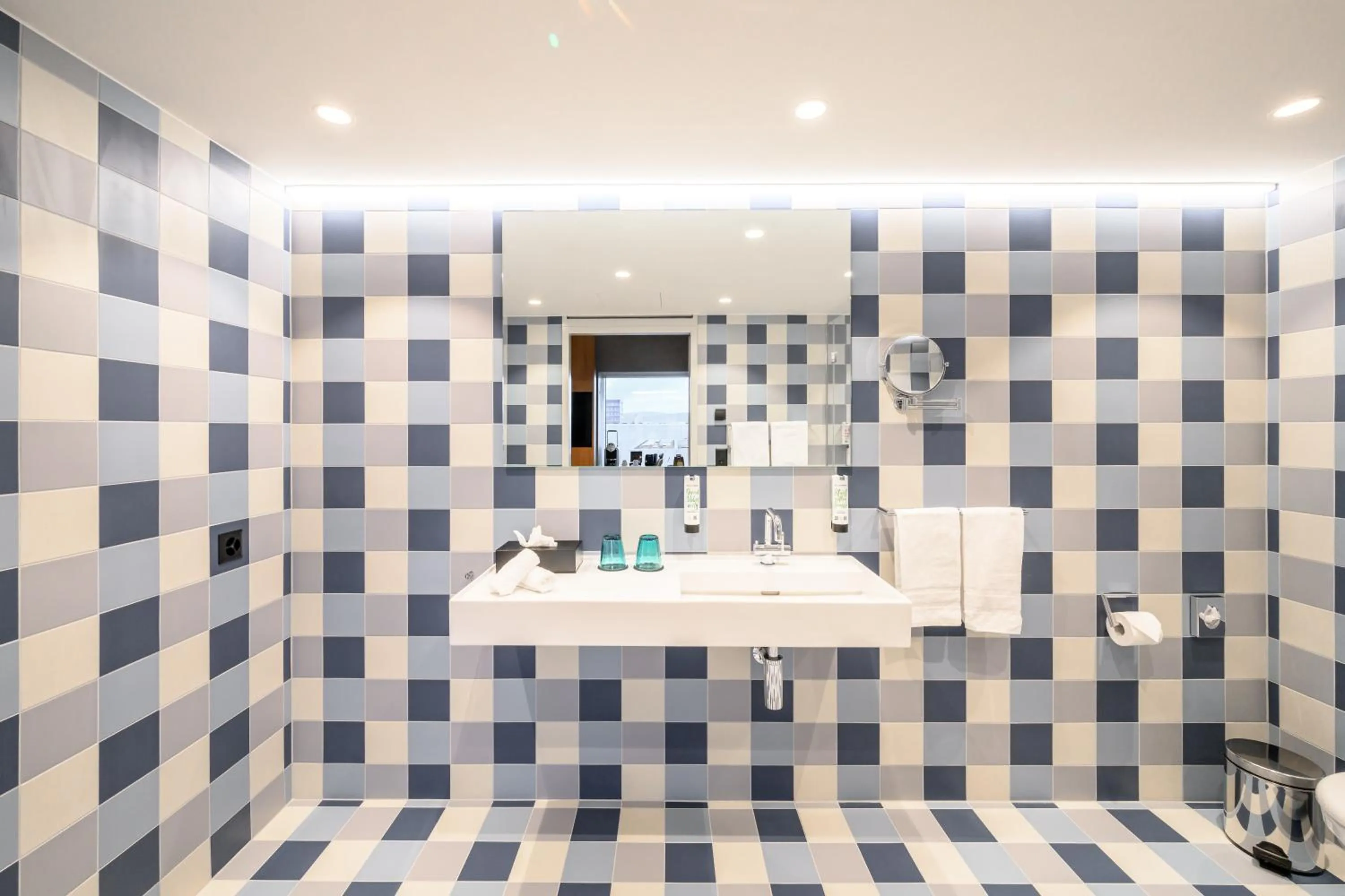 Bathroom in Placid Hotel Design & Lifestyle Zurich