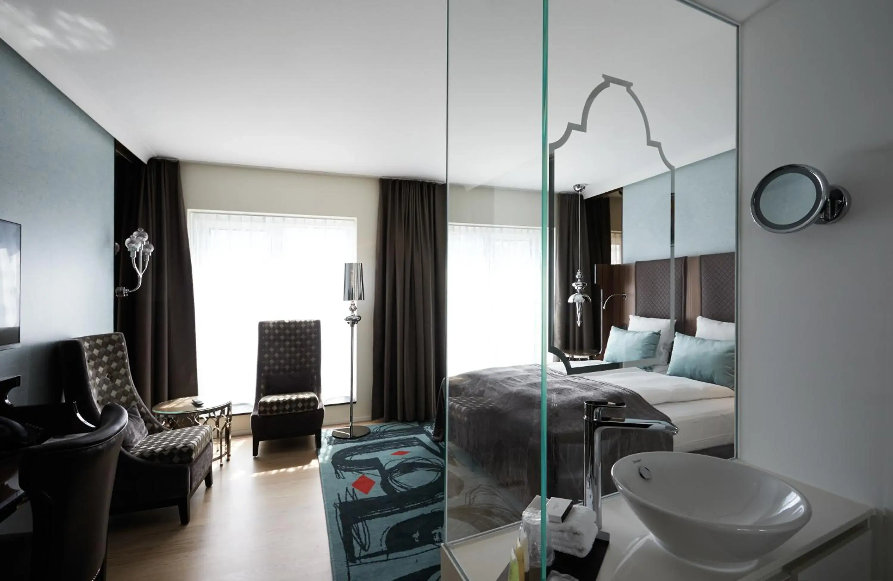 Deluxe King Room in Tivoli Hotel Deluxe King Room in Tivoli Hotel