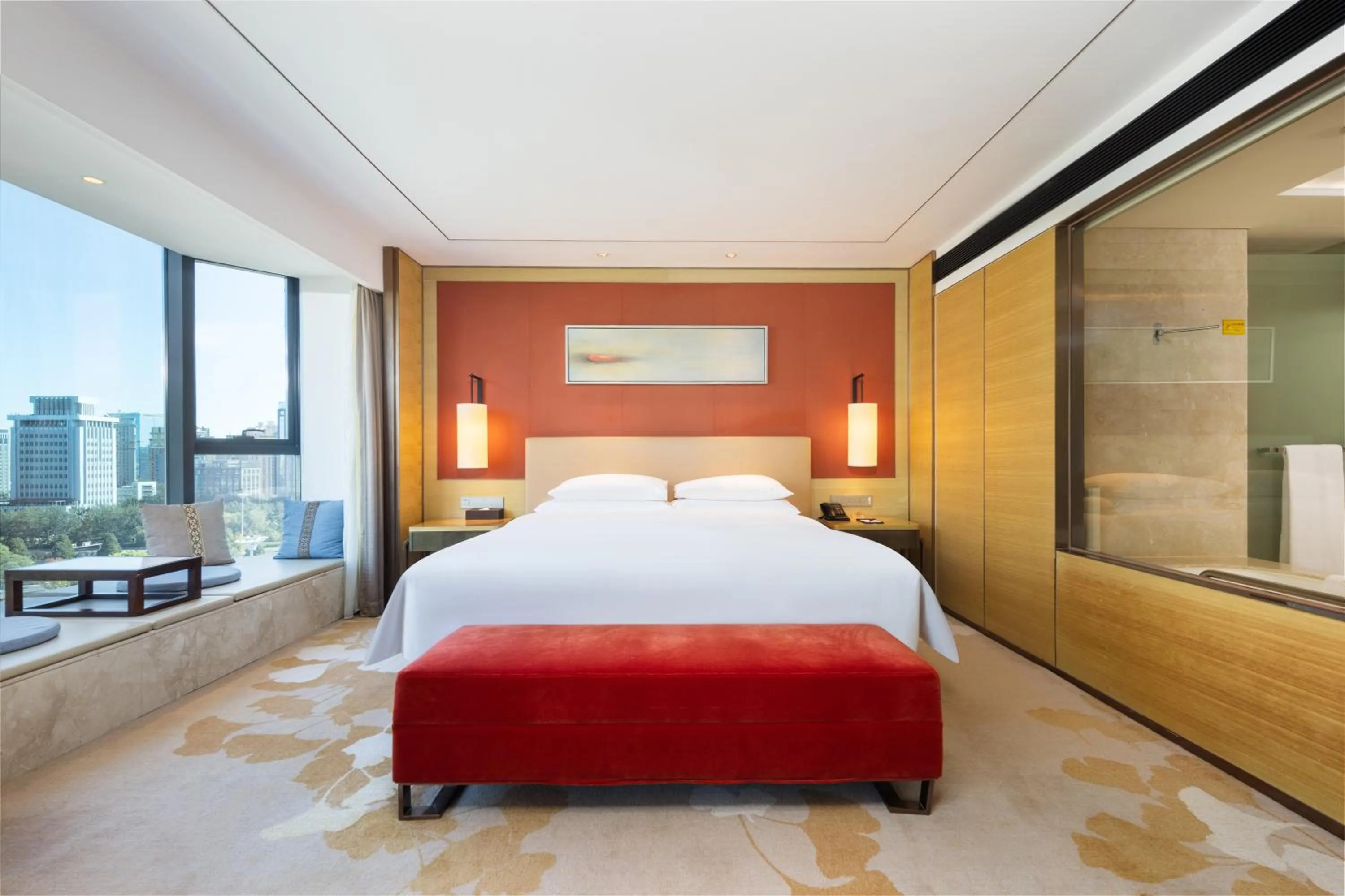 Bed in Grand Metropark Hotel Beijing