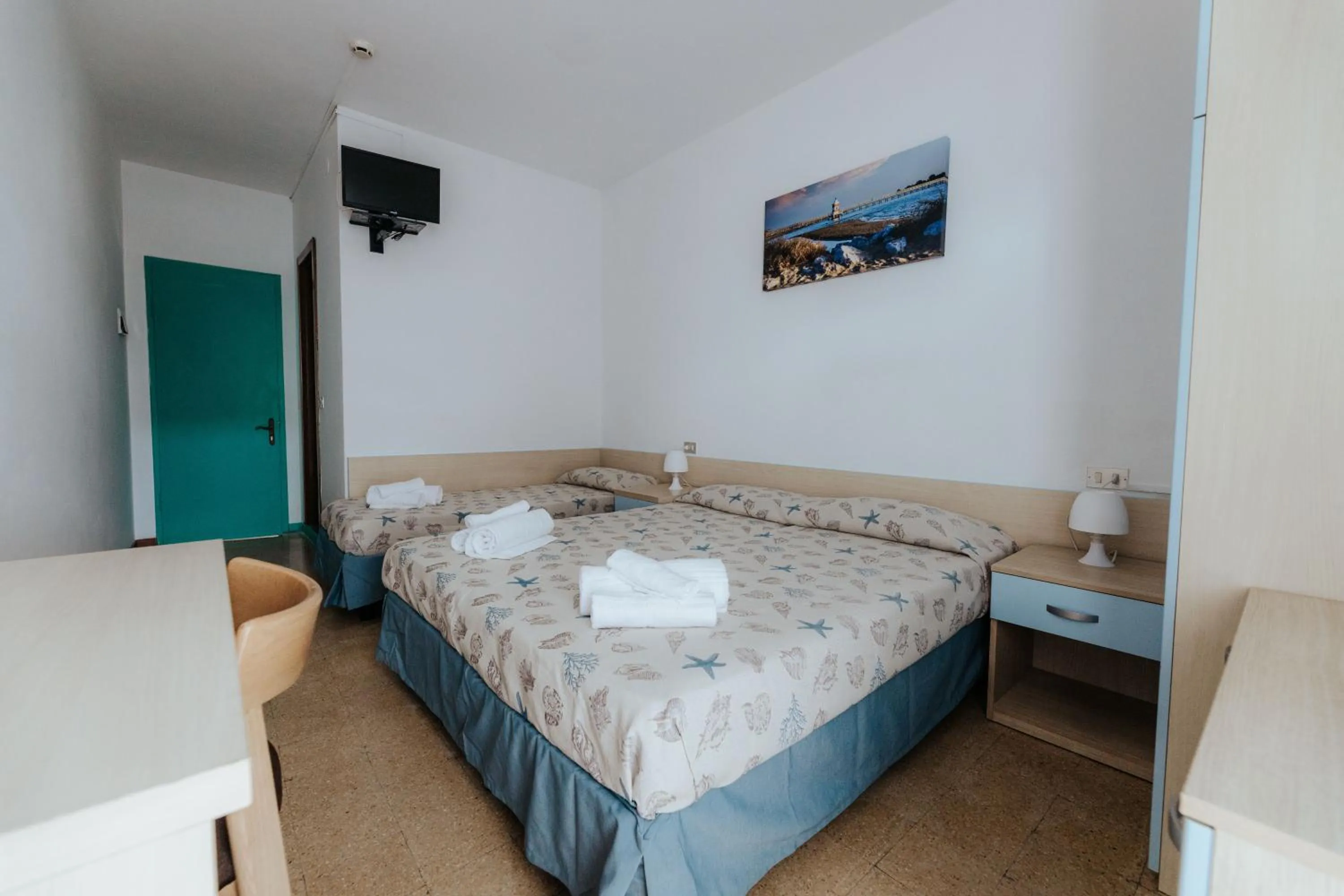 Photo of the whole room, Bed in Hotel Villa Franca