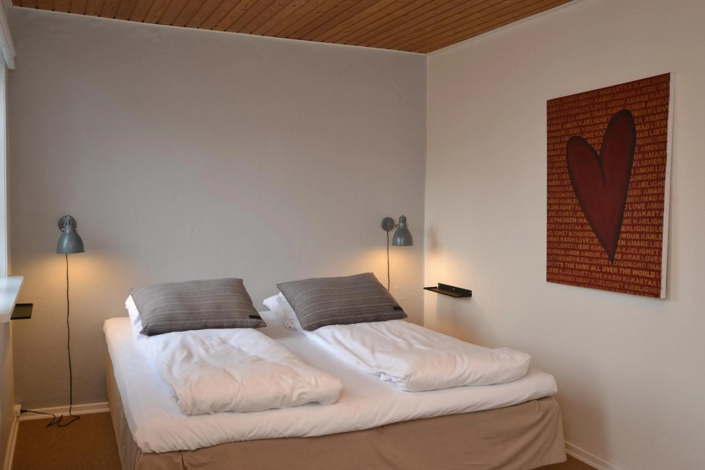 Bedroom, Bed in Dalby Hotel