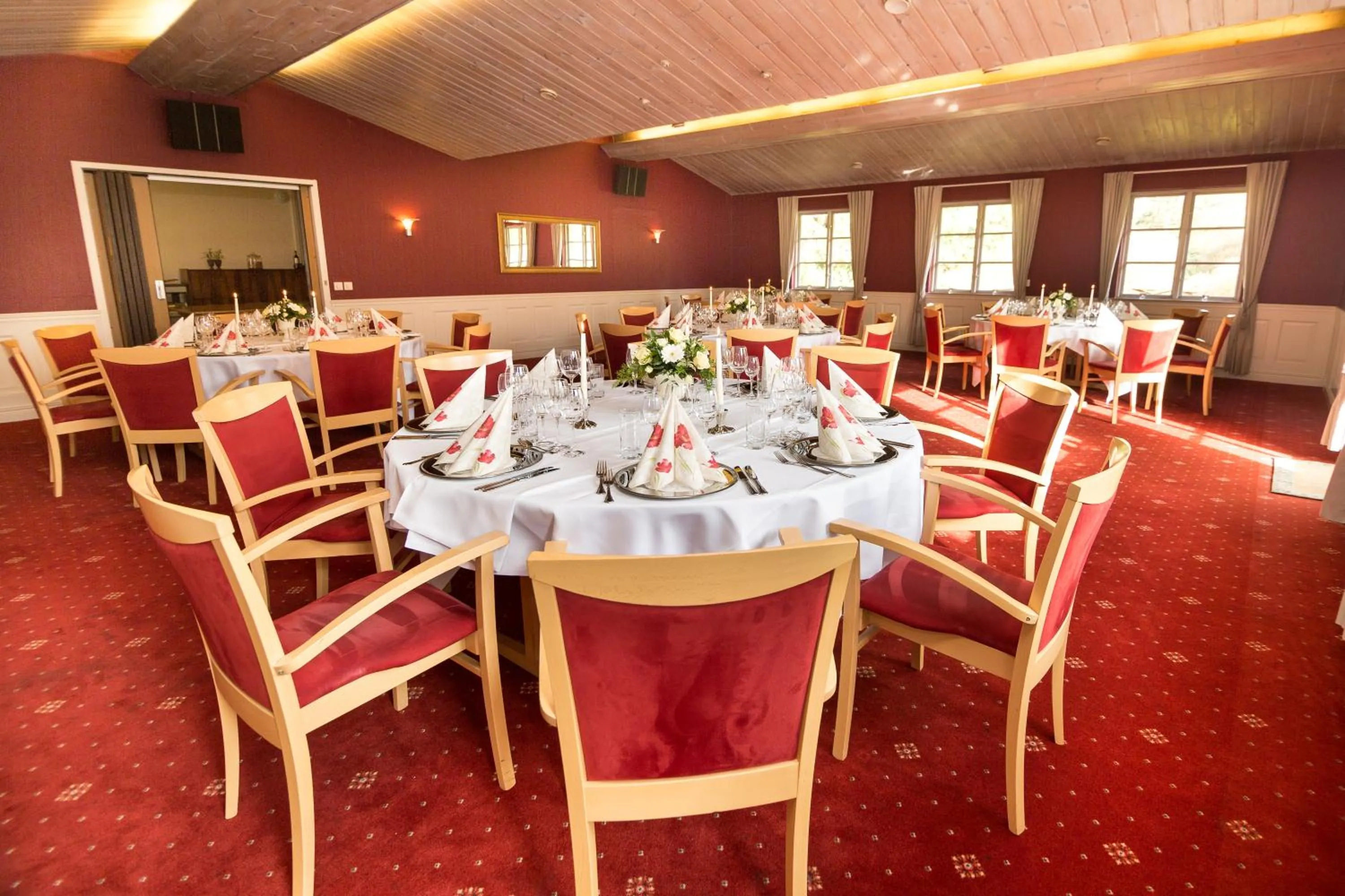 Restaurant/places to eat in Dalby Hotel