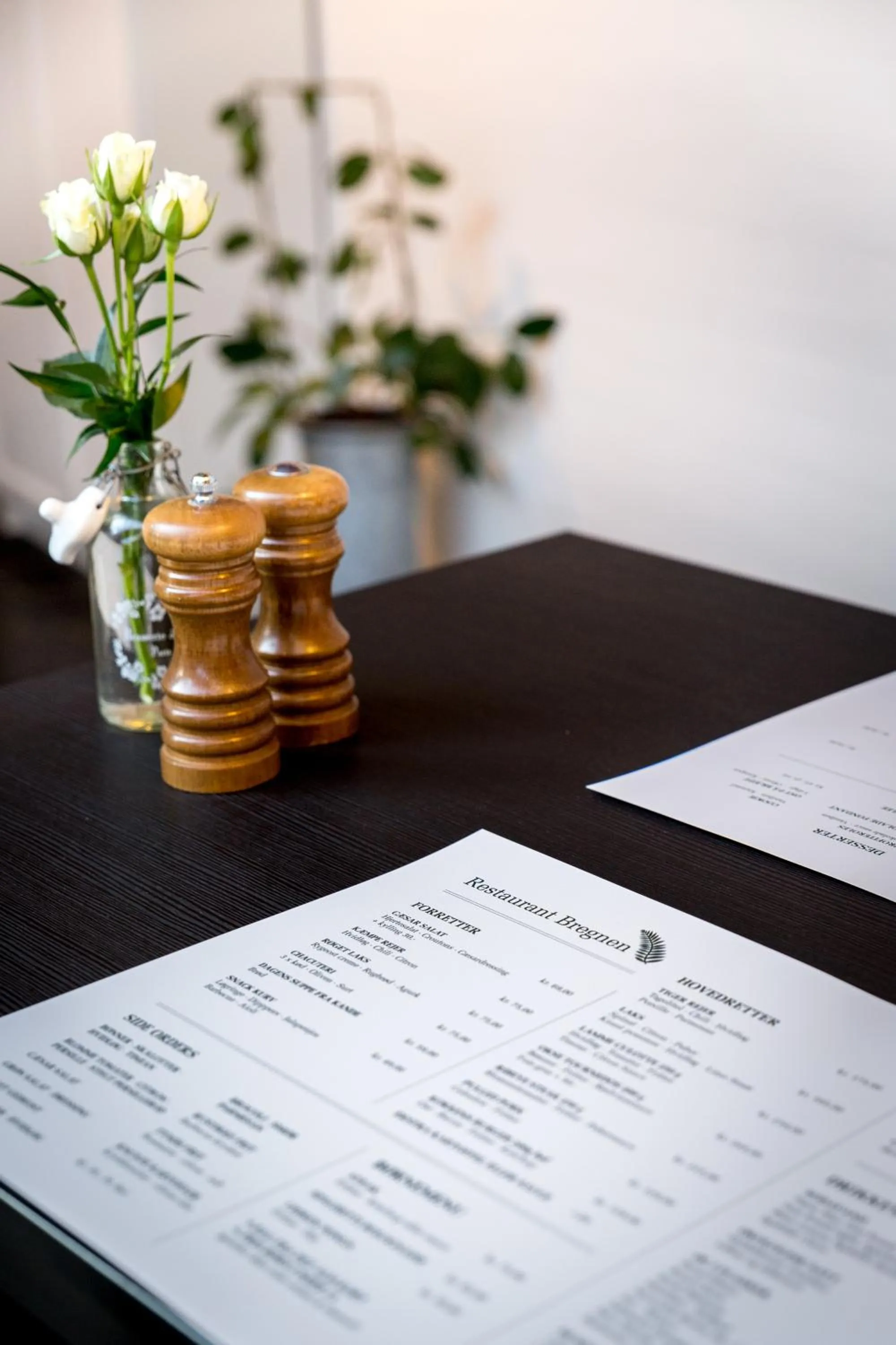 Restaurant/places to eat in Dalby Hotel