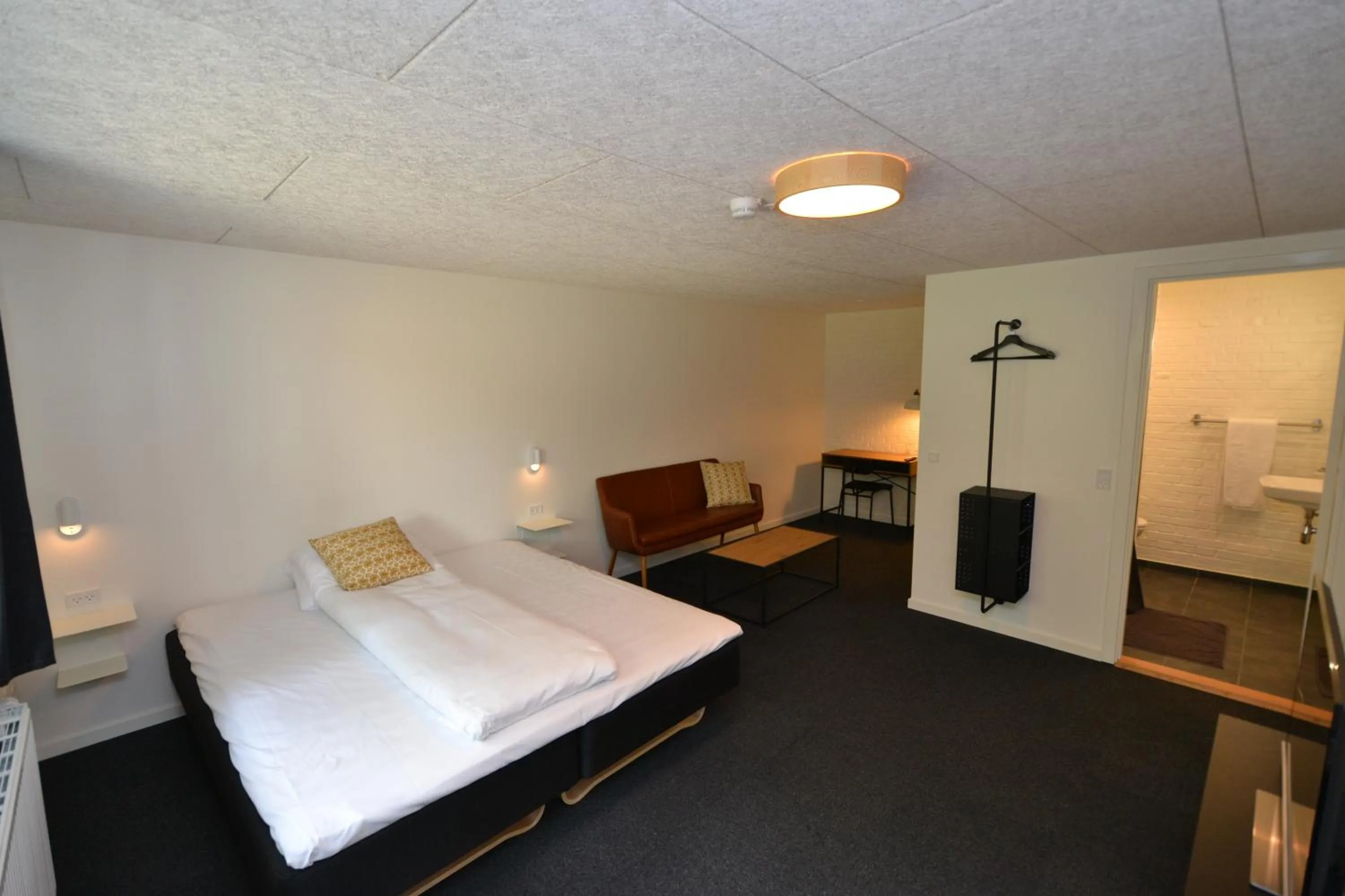 Photo of the whole room, Bed in Dalby Hotel