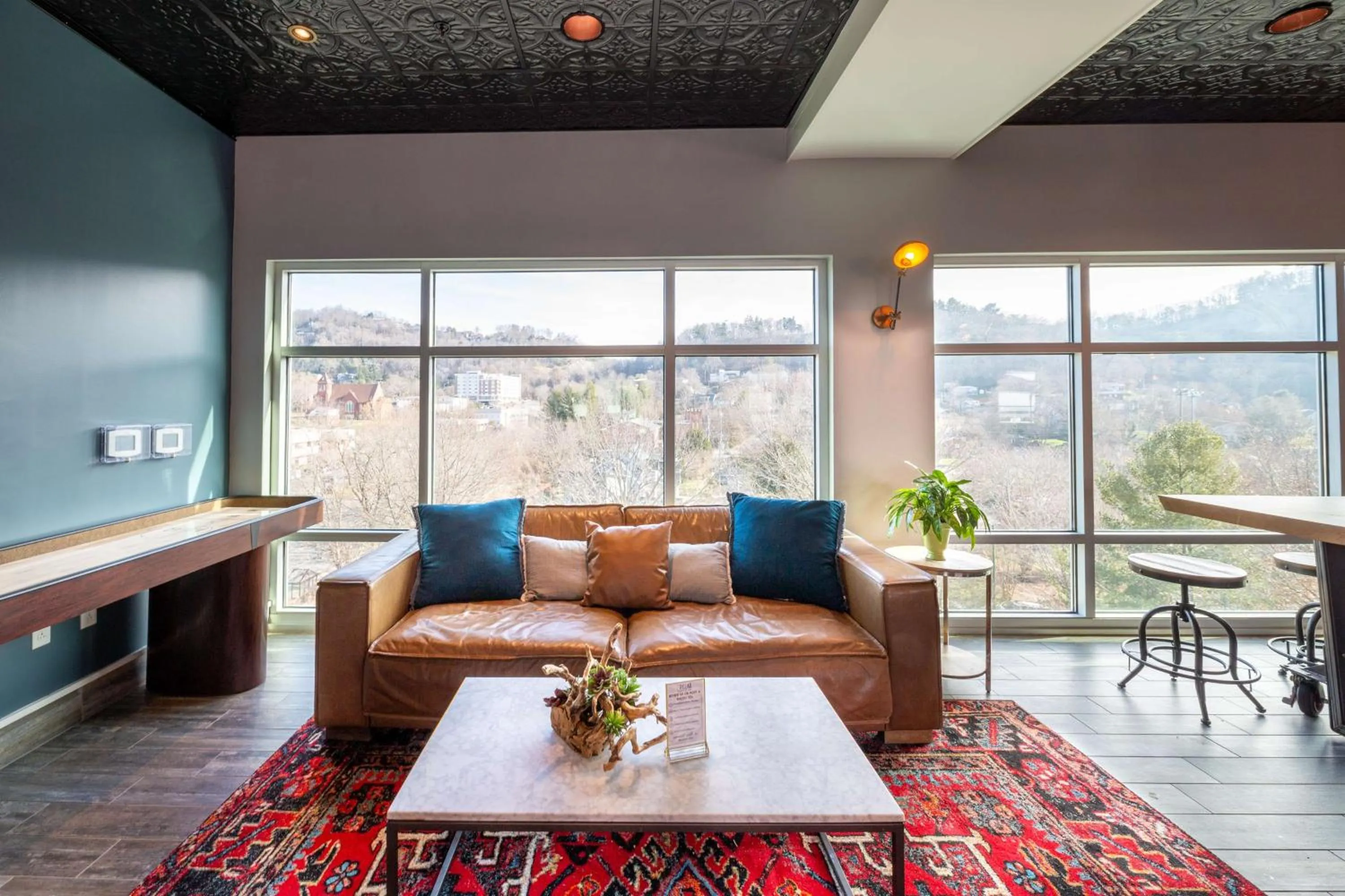 Lounge or bar in Hilton Garden Inn Asheville Downtown